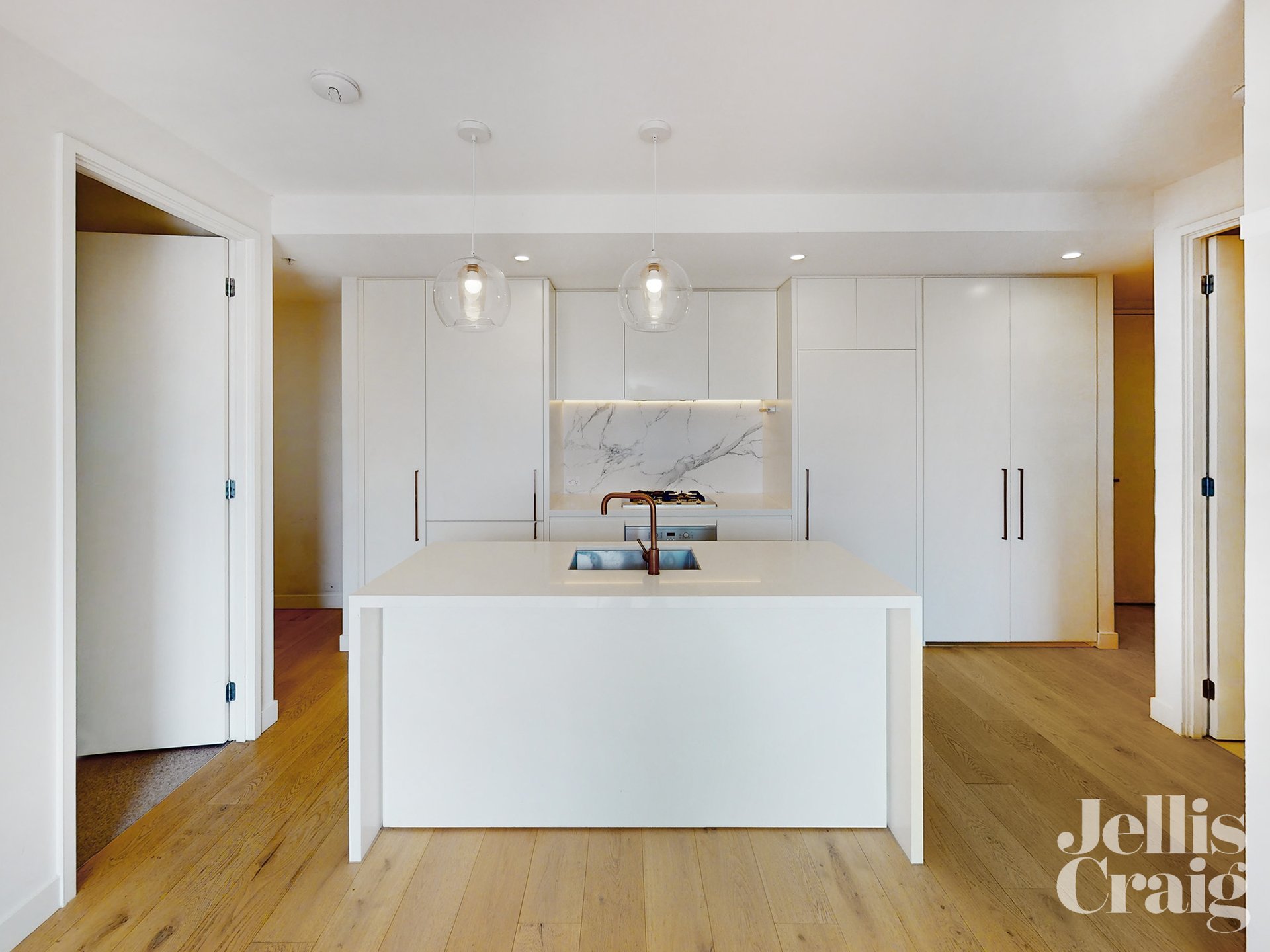 302/247 Neerim Road, Carnegie image 2