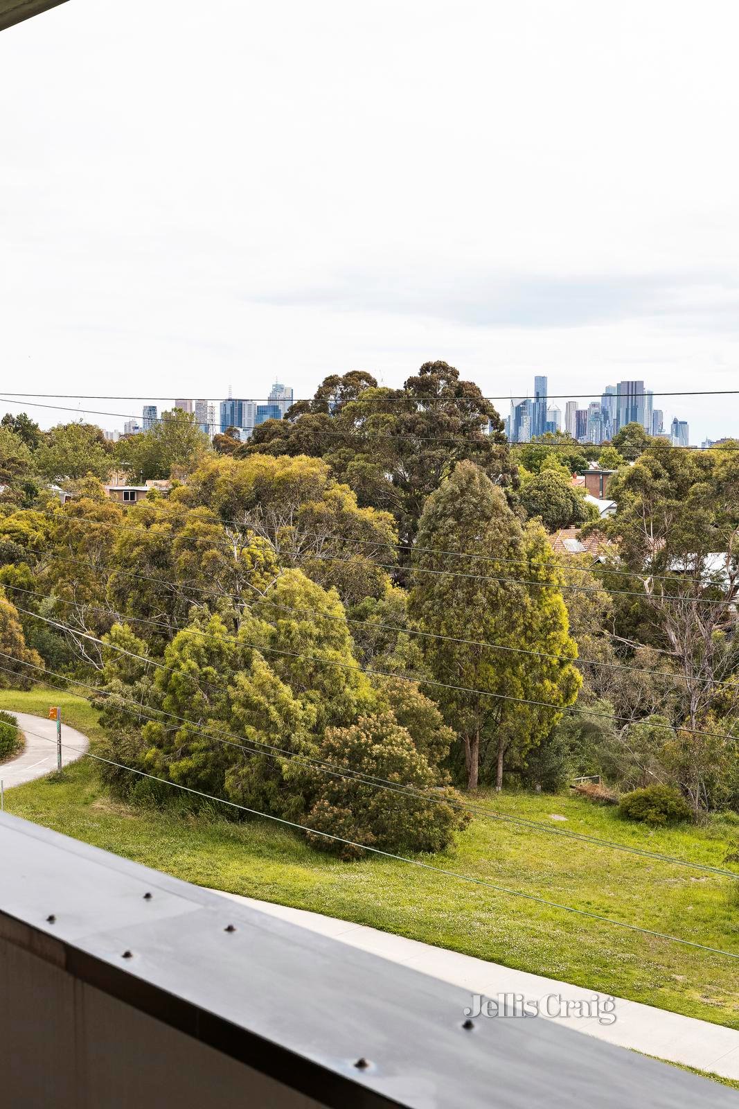 302/26 Merri Parade, Northcote image 11