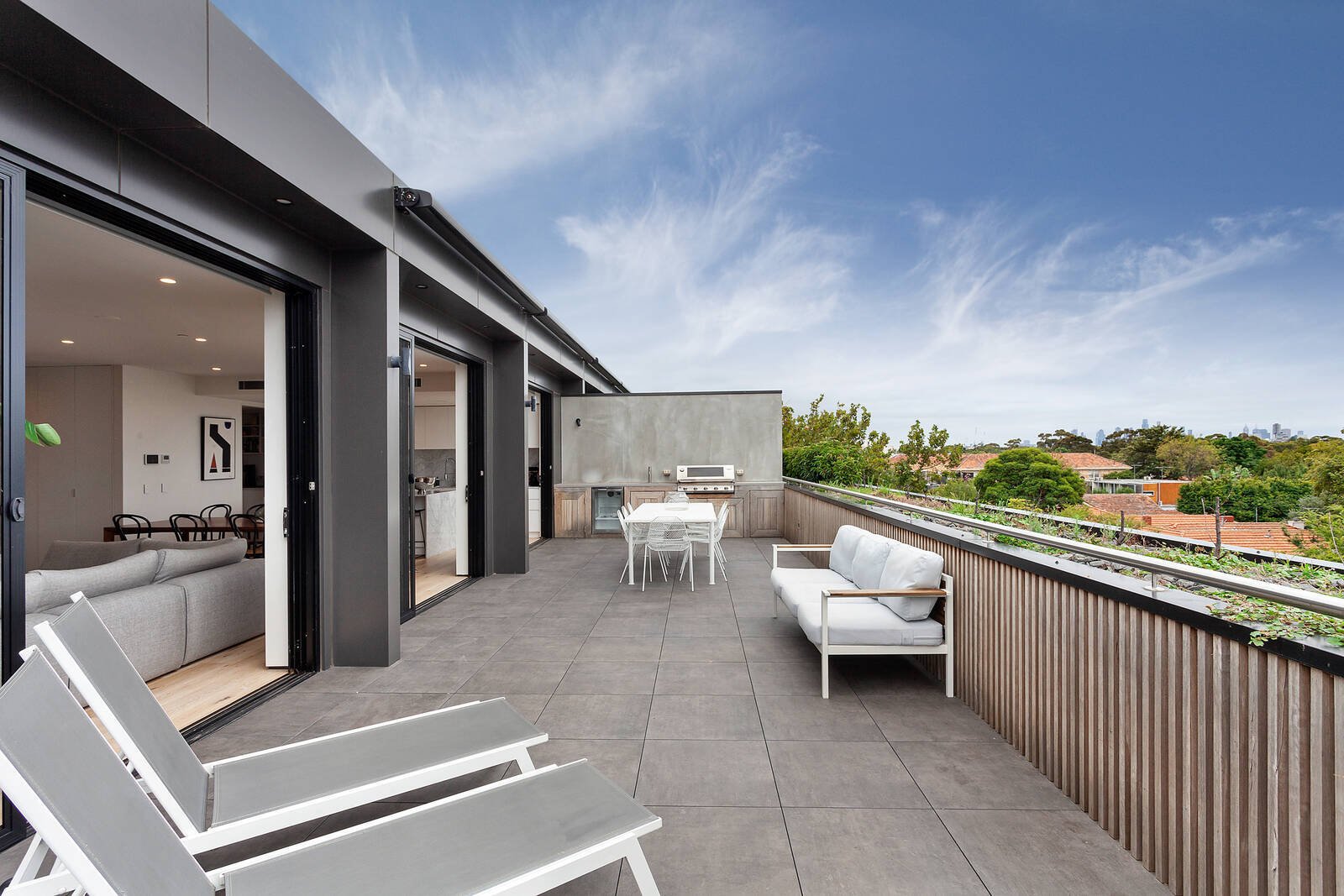 Property Gallery - Main Image