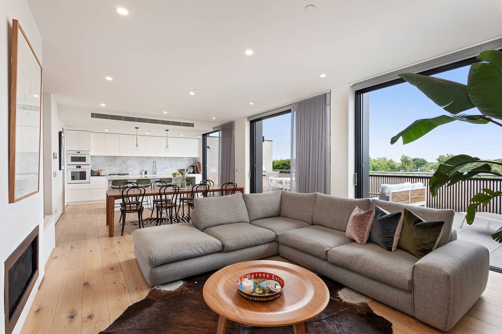 Property Gallery Thumbnail 2