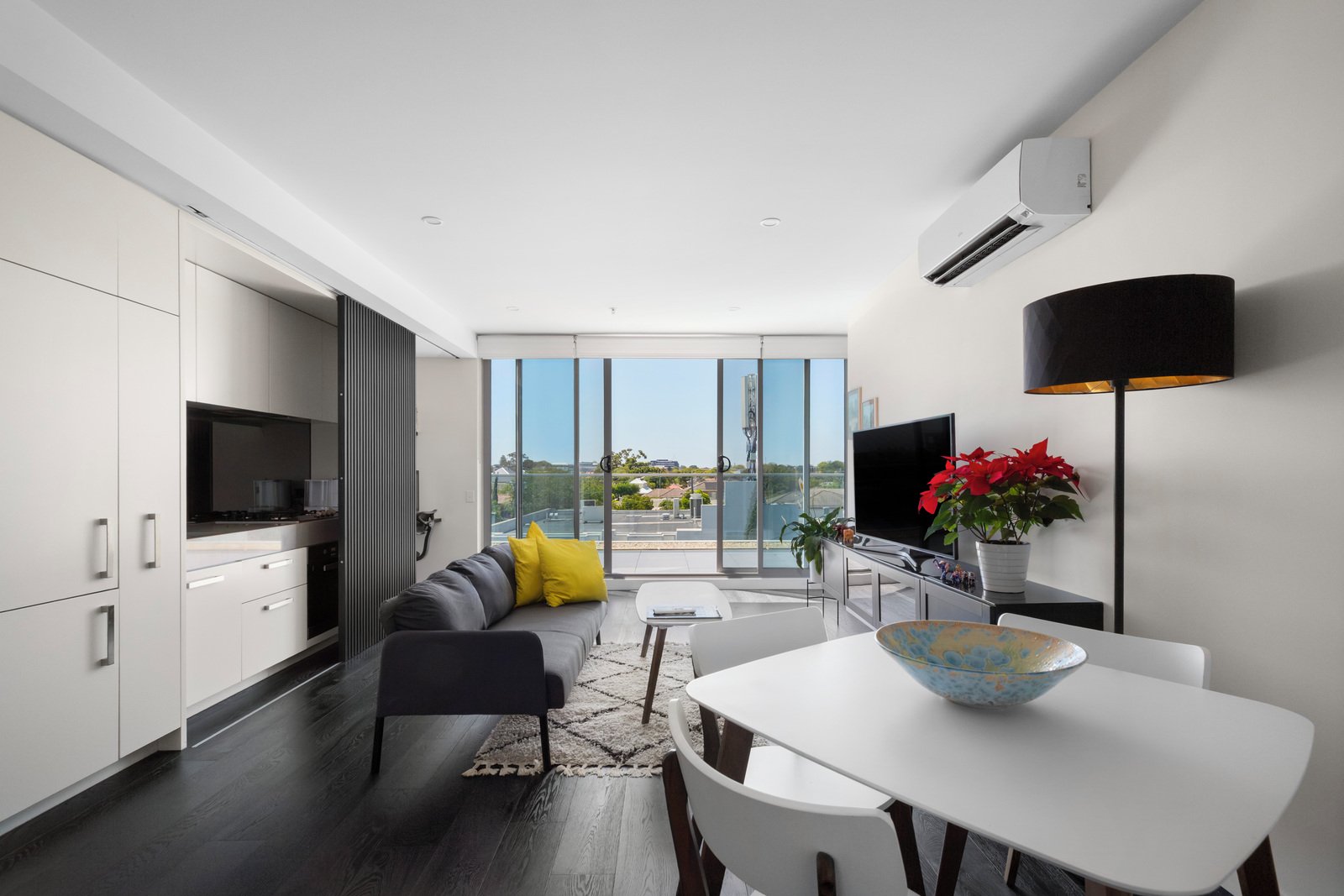 302/317 New Street