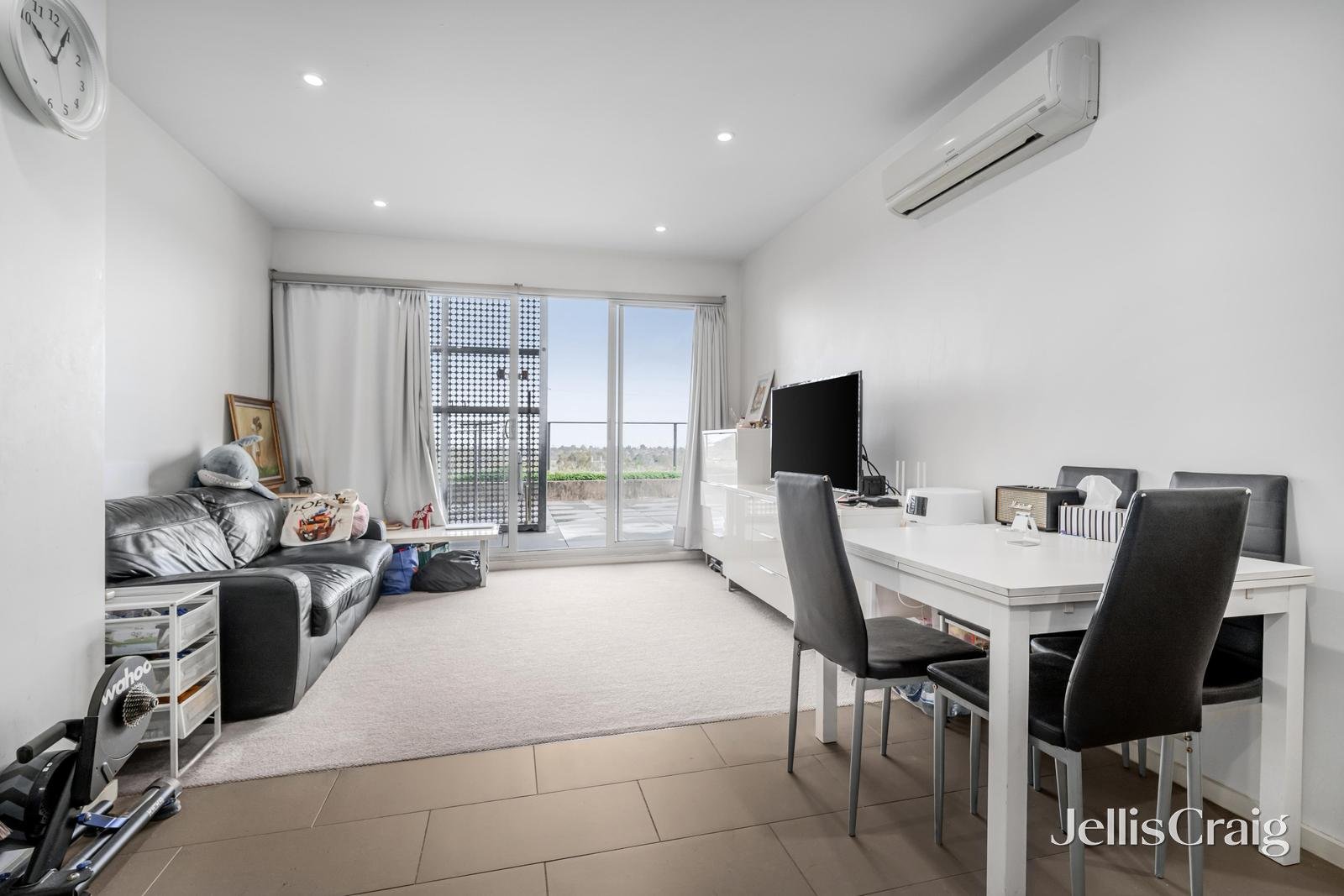 302/339 Mitcham Road, Mitcham image 2