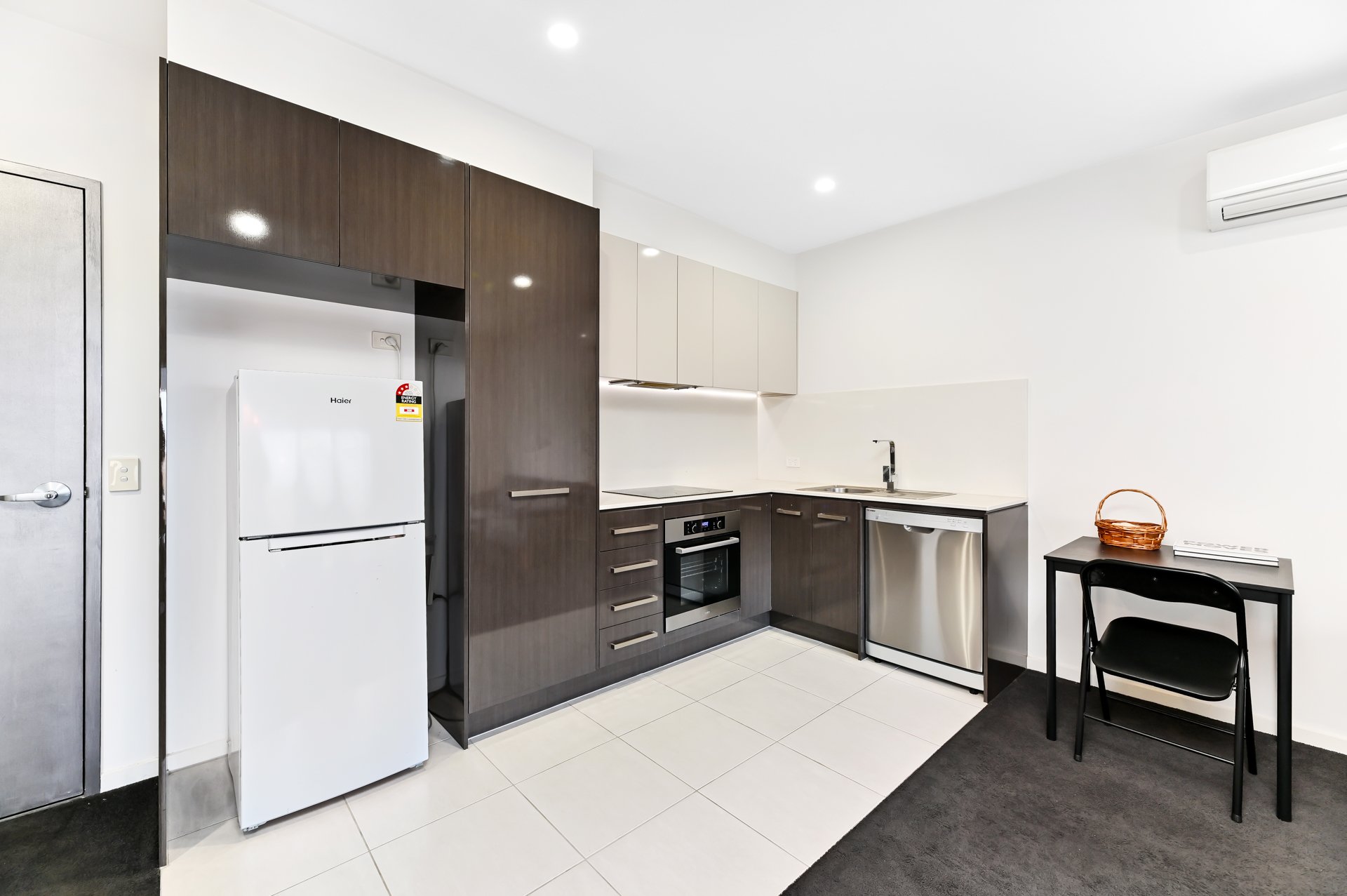 302/416-420 Ferntree Gully Road, Notting Hill image 3