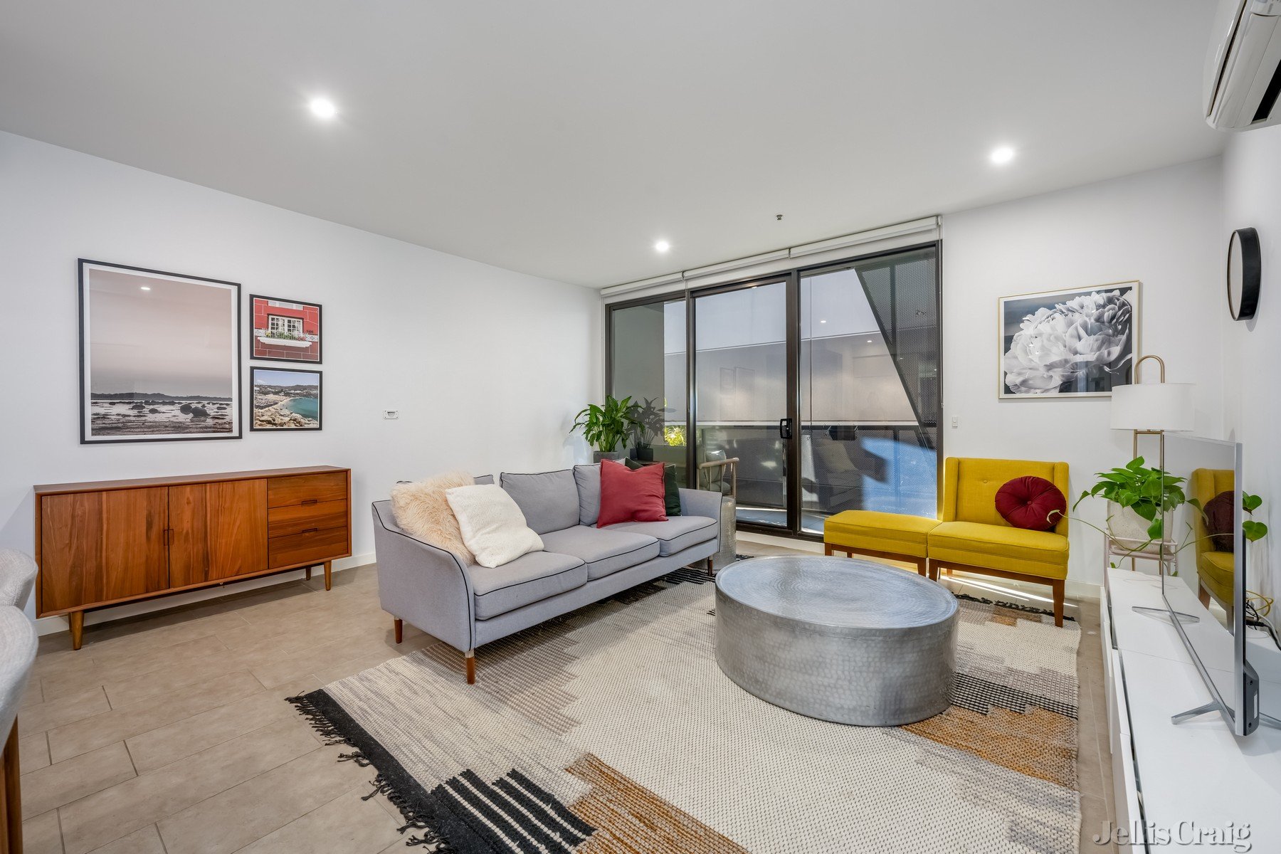 302/424 Gore Street, Fitzroy image 1