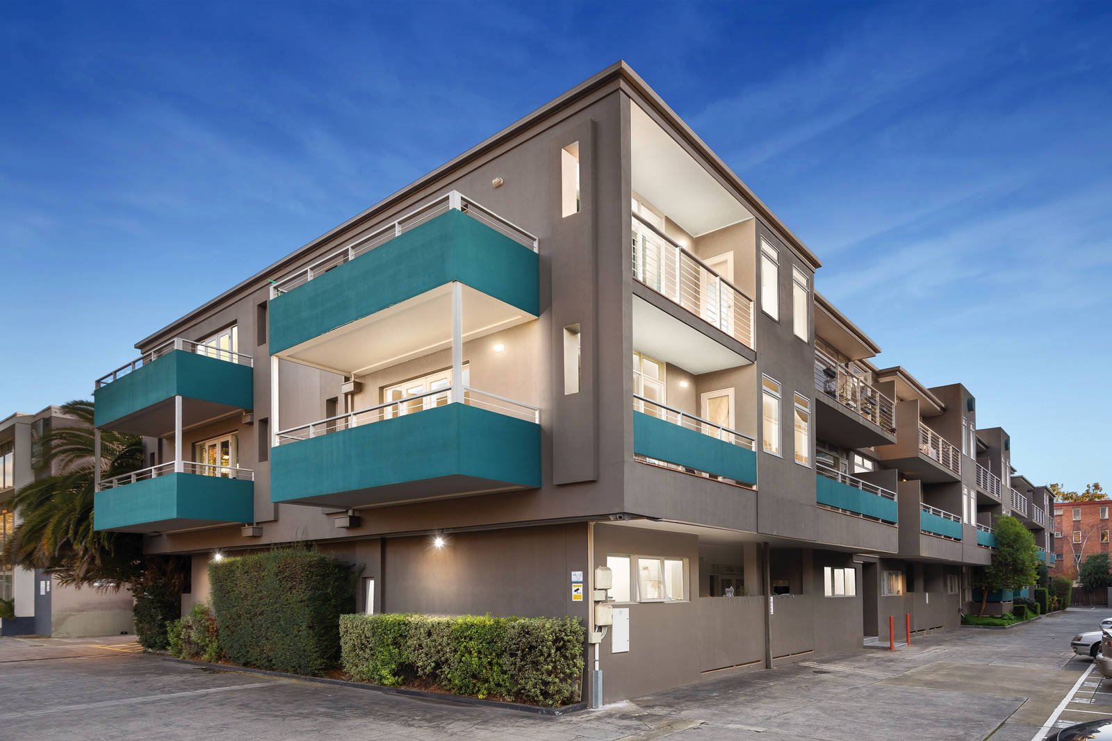 Property Gallery Thumbnail 6