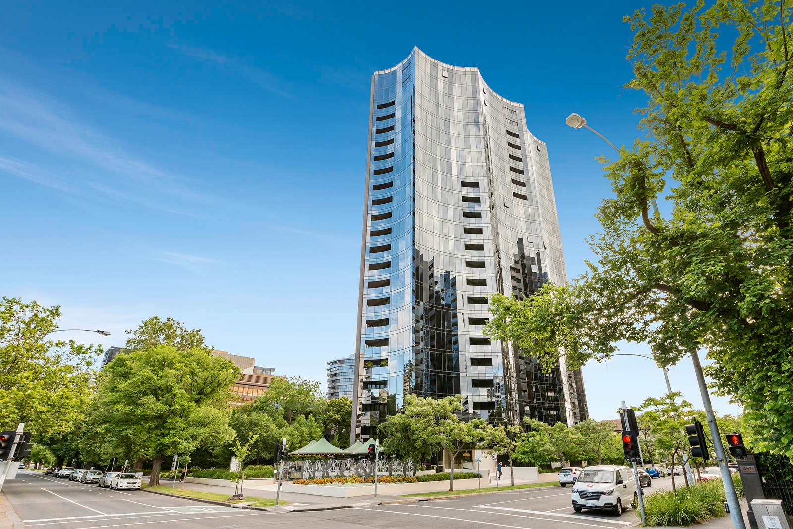 Property Gallery - Main Image