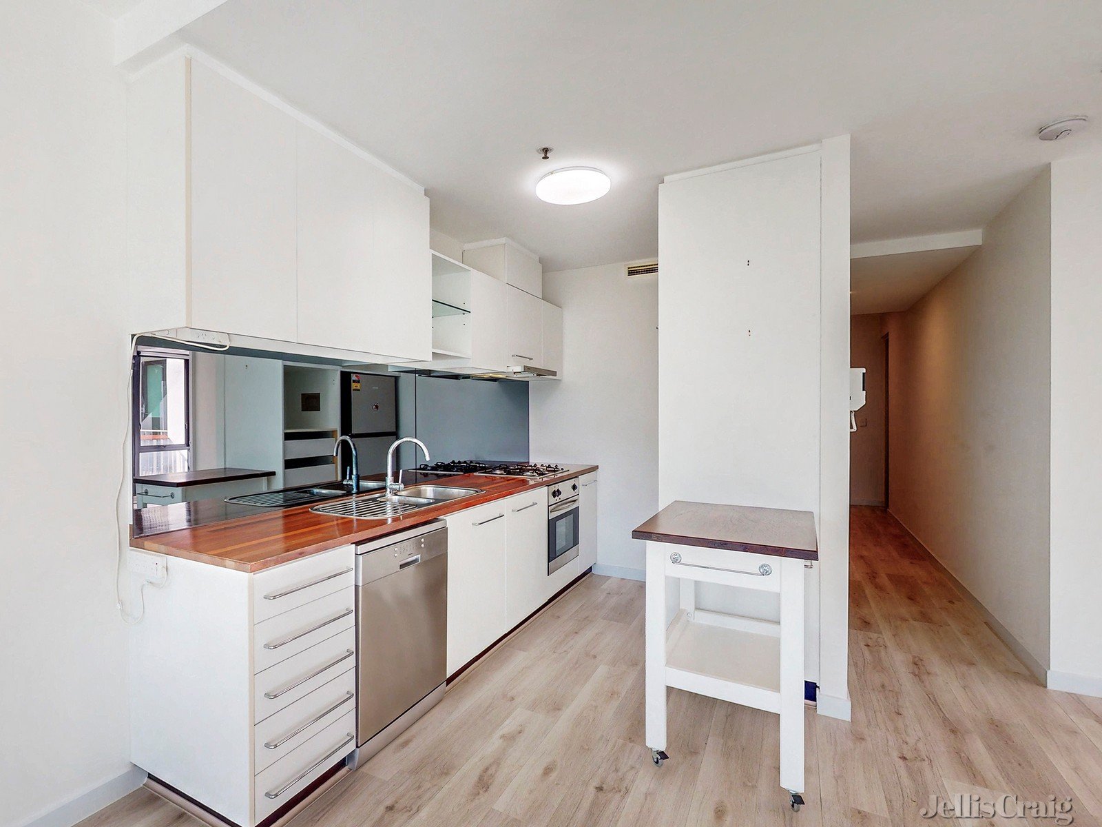 302/582 St Kilda Road, Melbourne image 5