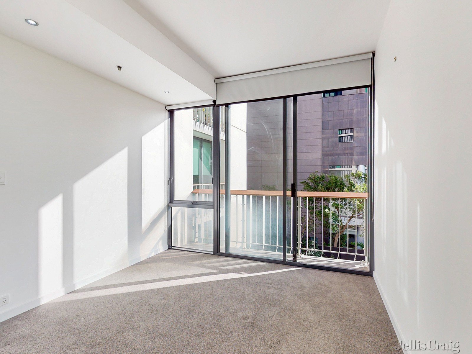 302/582 St Kilda Road, Melbourne image 6