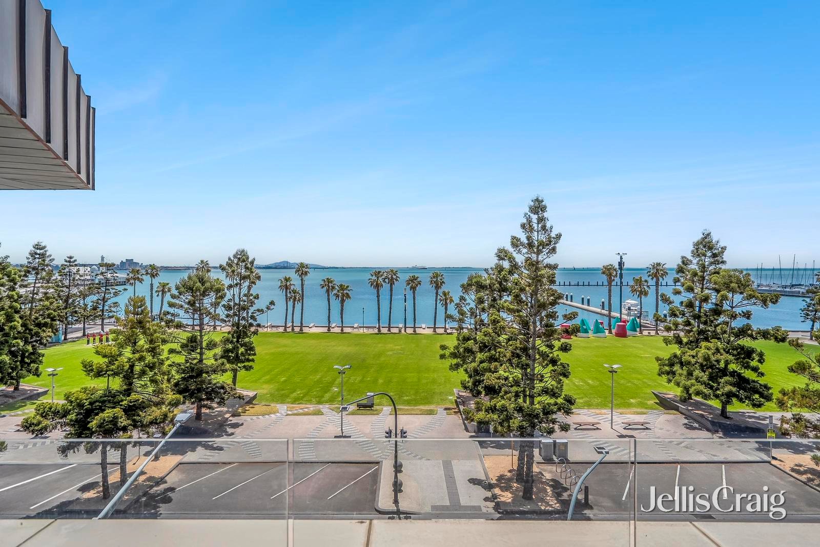 302/6-8 Eastern Beach Road, Geelong image 2