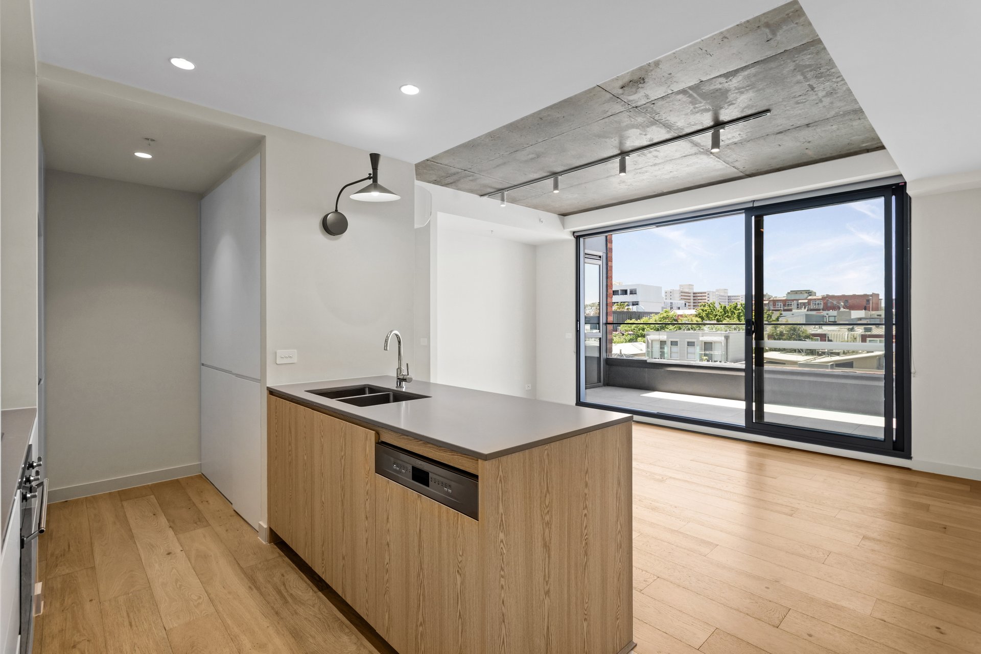 Property Gallery Thumbnail 2