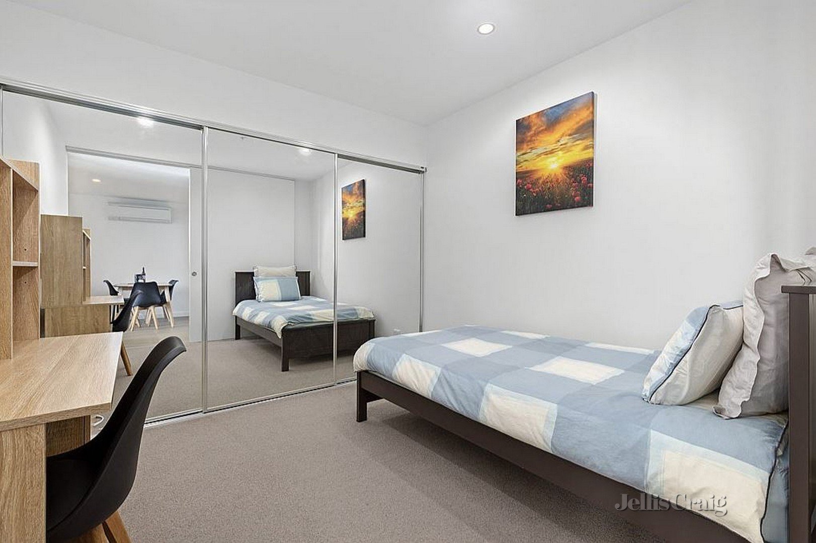 302/6 Railway Road, Cheltenham image 6