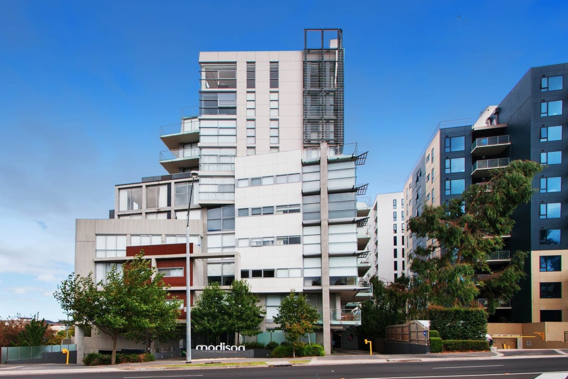 302/91-93 Tram Road, Doncaster image 1