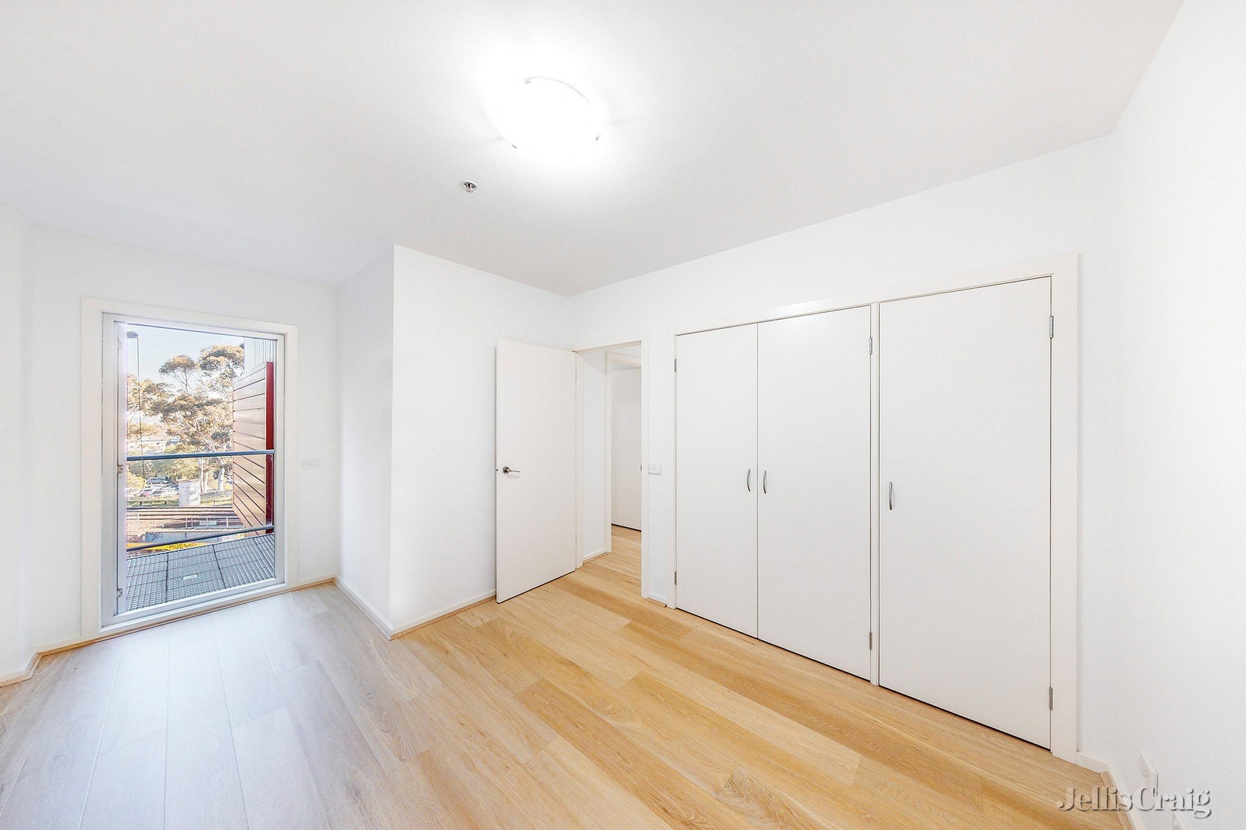 302/964 Mount Alexander Road, Essendon image 3