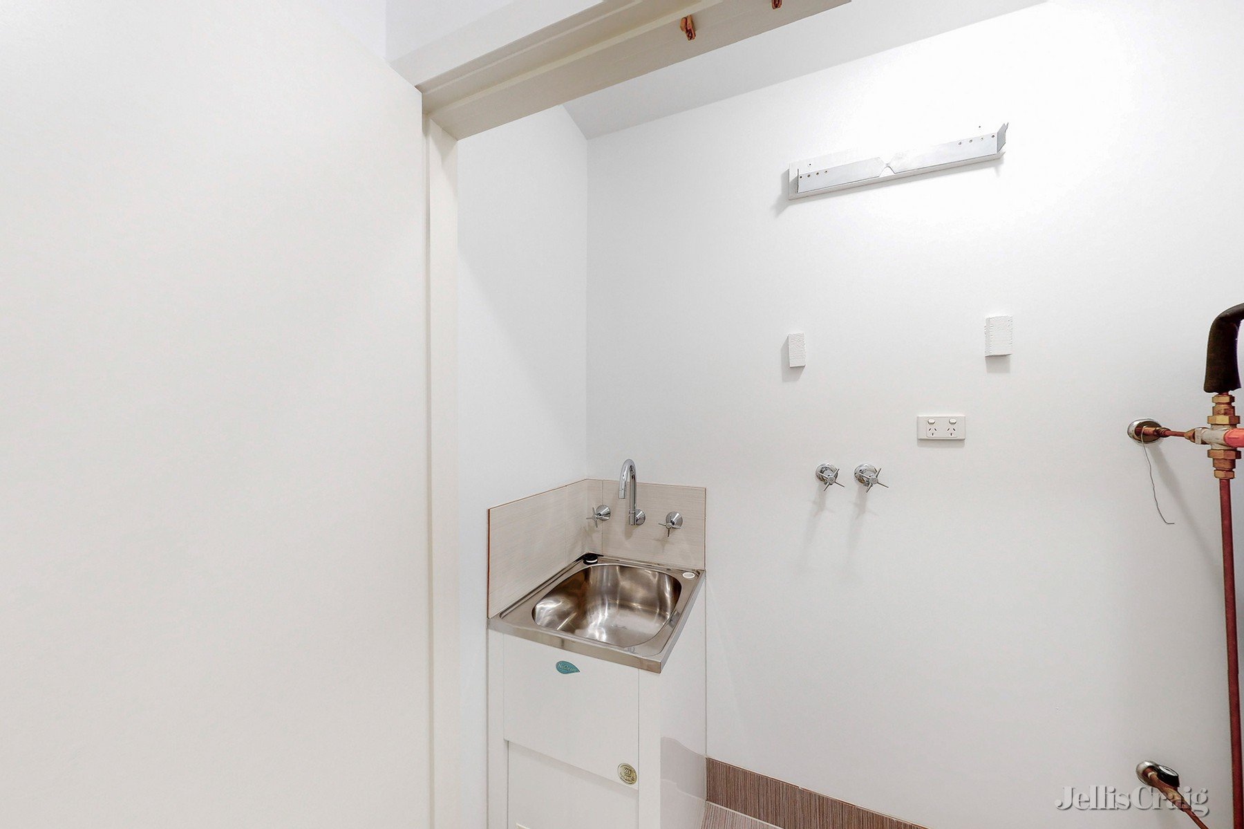 302/964 Mount Alexander Road, Essendon image 6