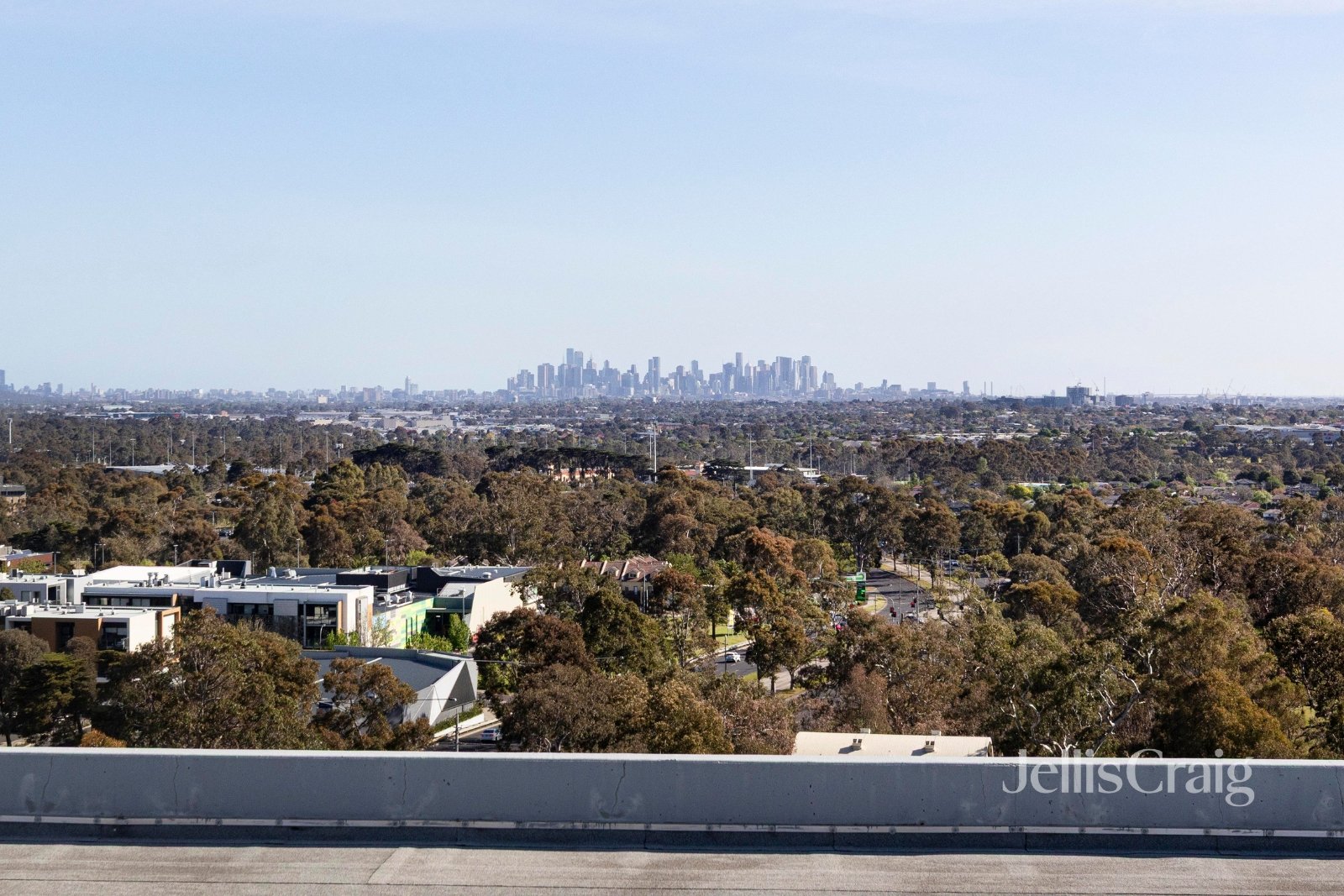 302C/3 Snake Gully Drive, Bundoora image 12