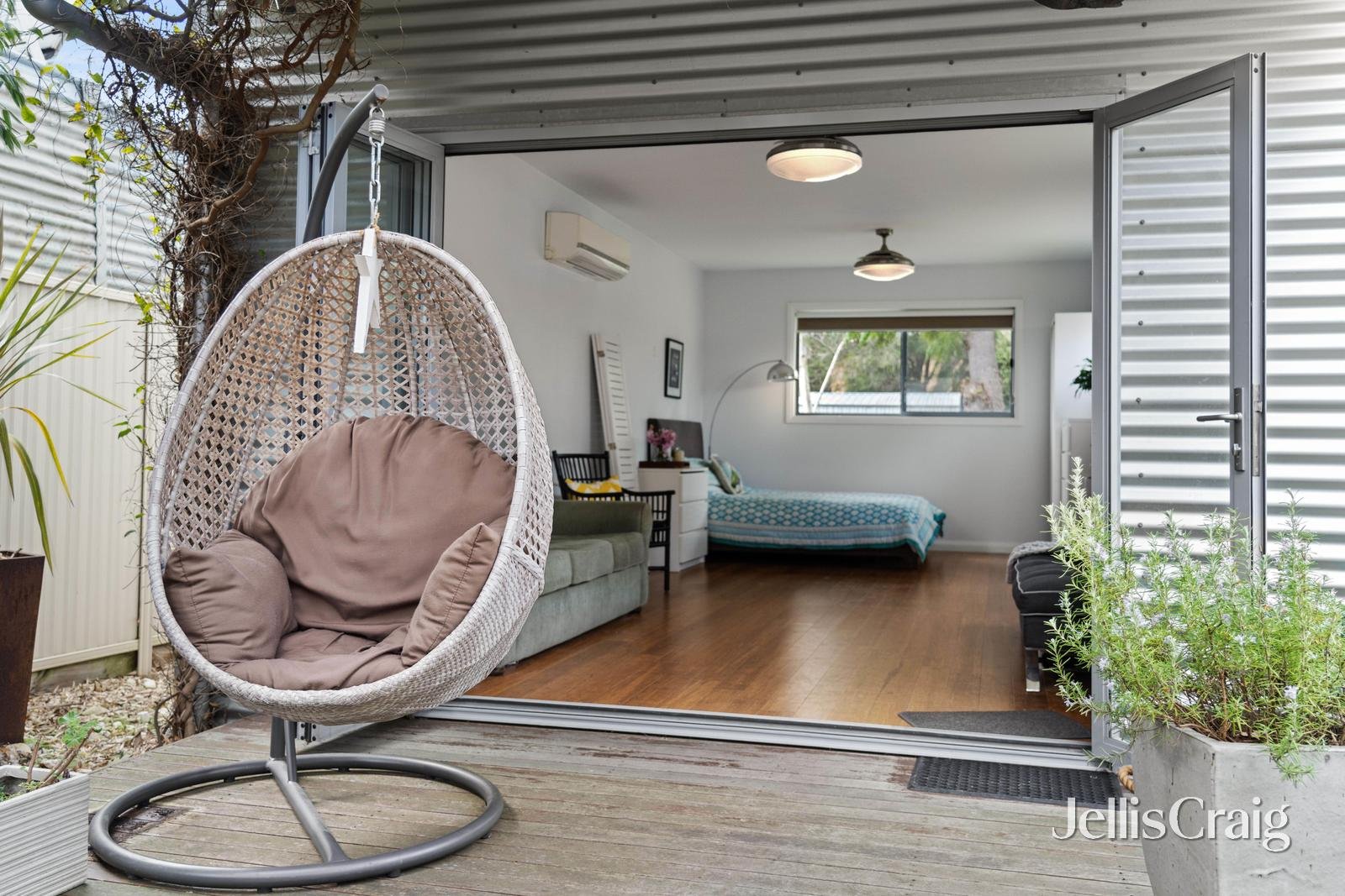 303 Barkly Street, Golden Point image 19