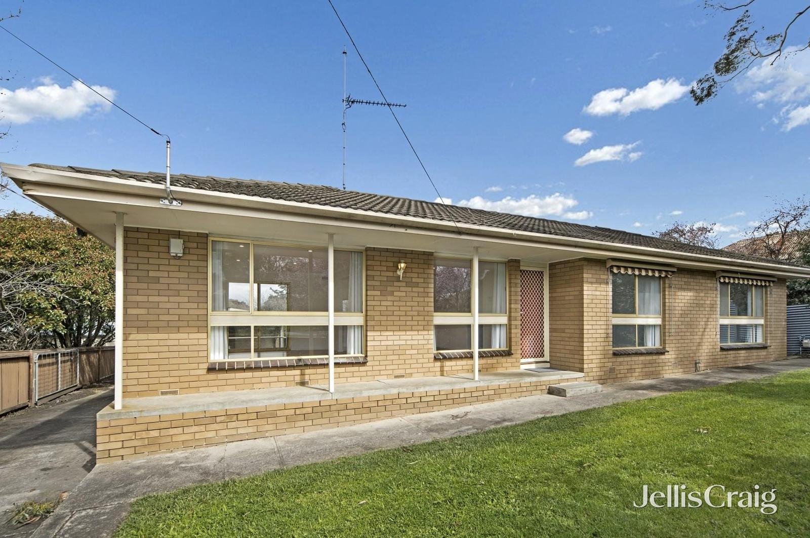 303 Herriott Street, Buninyong image 1
