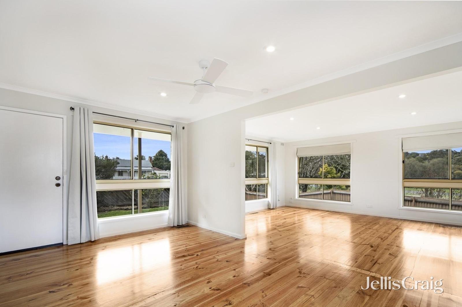 303 Herriott Street, Buninyong image 2