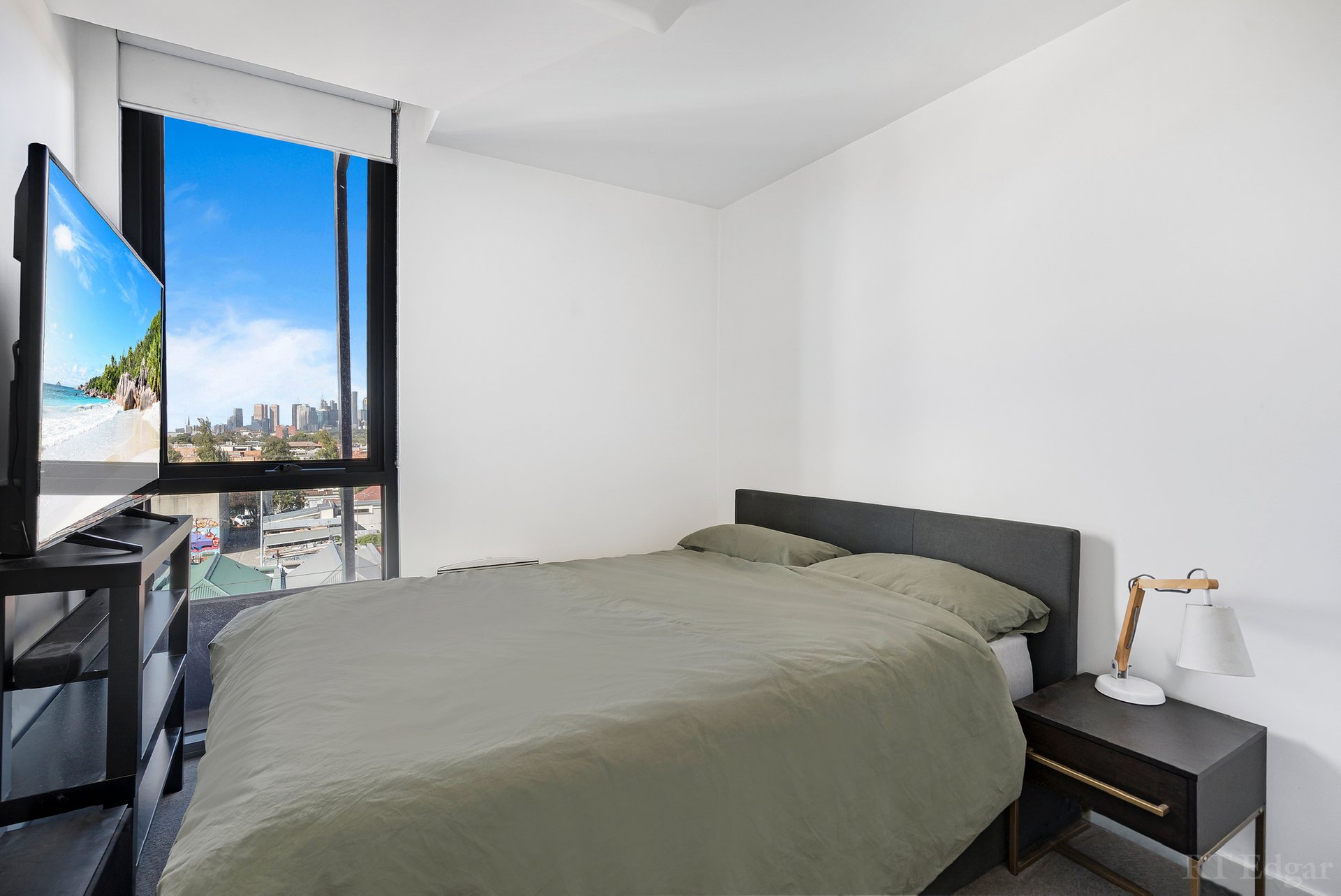 Property Gallery Thumbnail 9