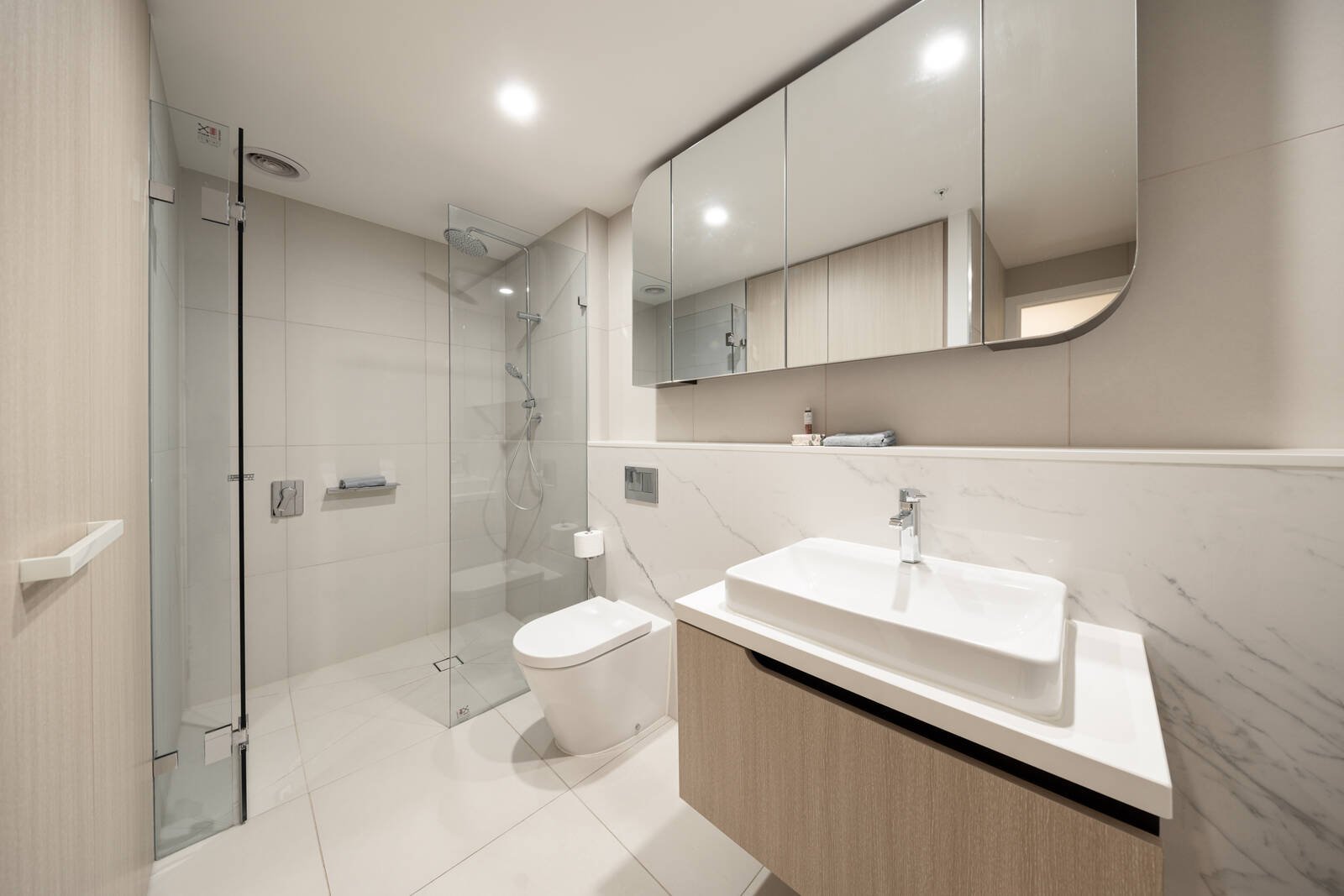 Property Gallery Thumbnail 7