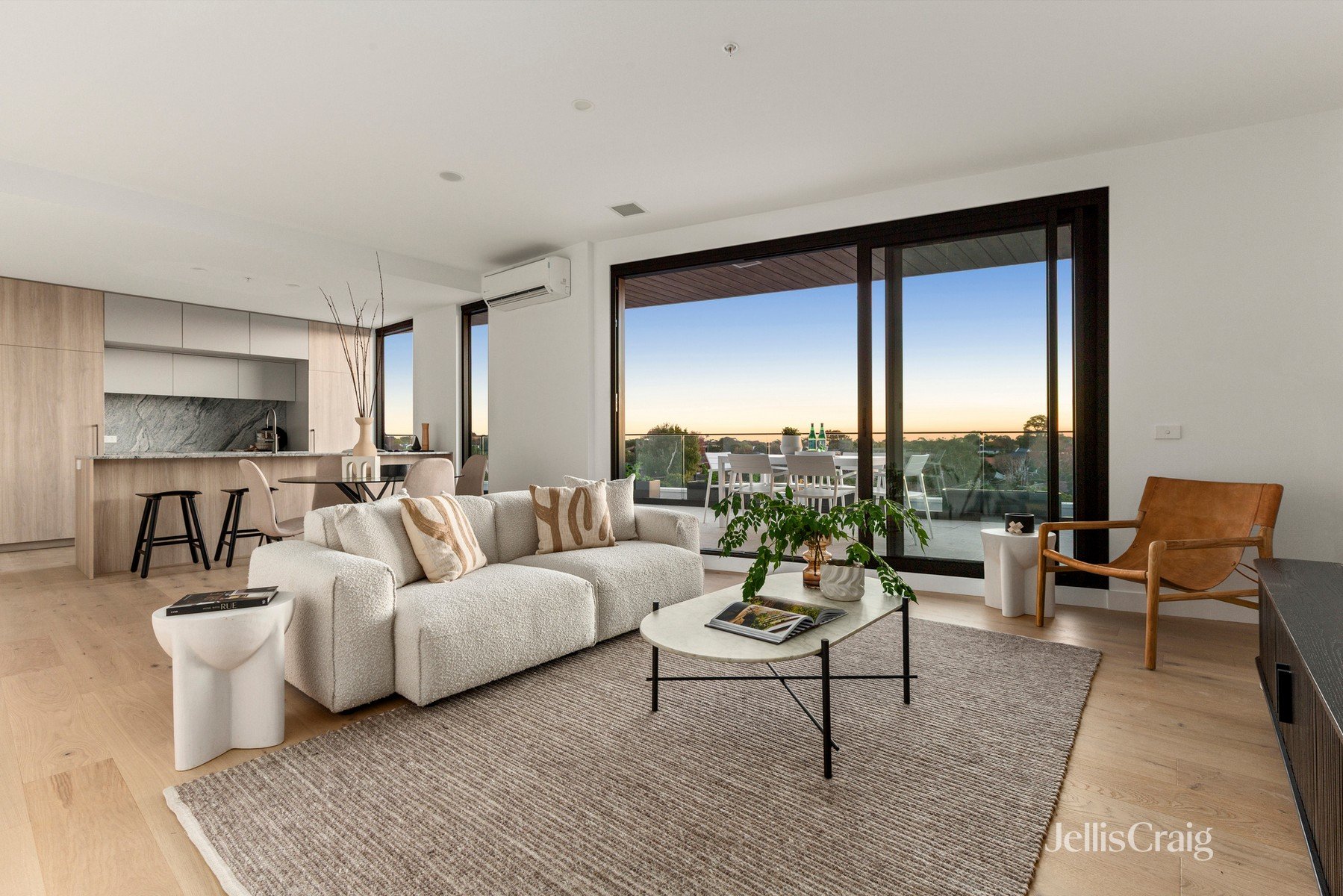 303/11A Keiller Street, Hampton&nbsp;East image 1