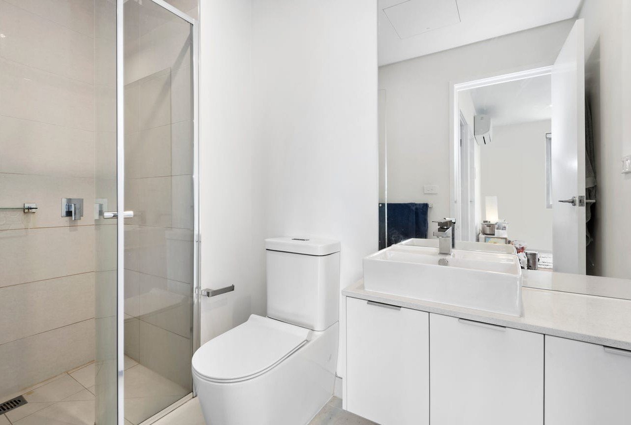 303/1213 Centre Road, Oakleigh South image 3