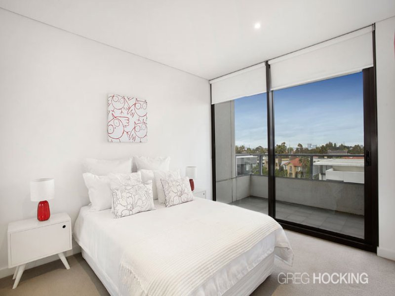 303/155 Beach Street, Port Melbourne image 8