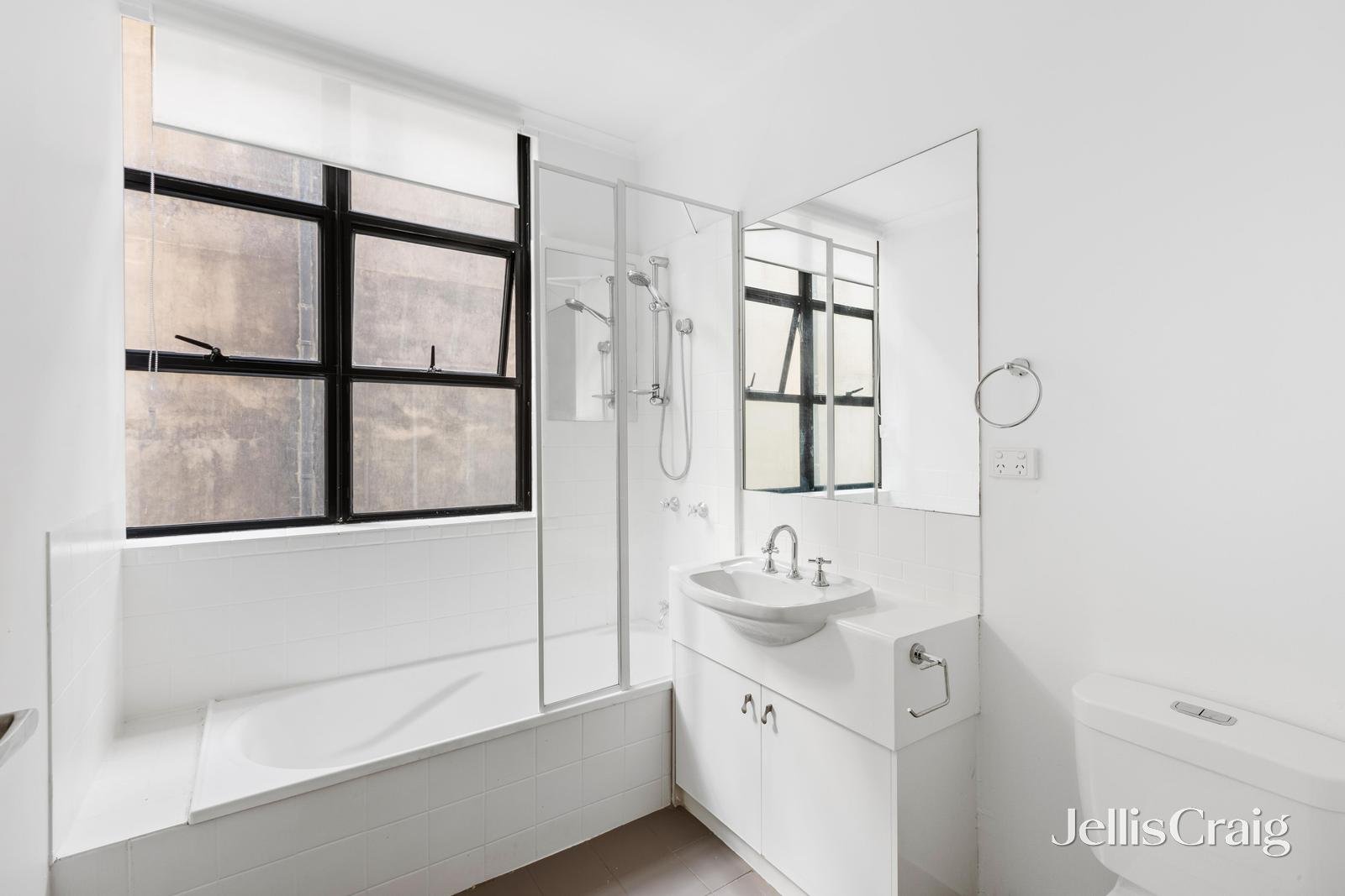 303/166 Flinders Street, Melbourne image 5