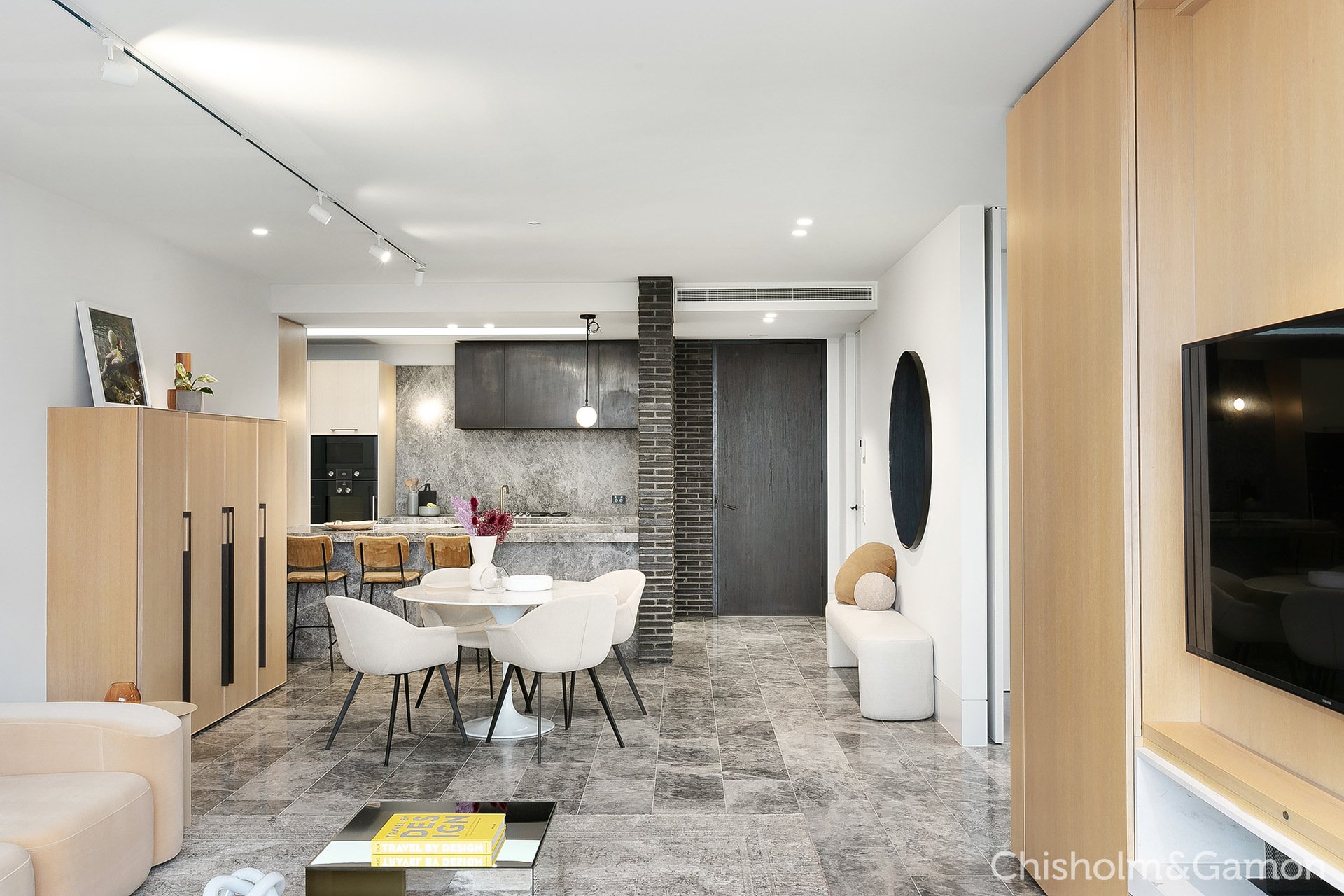 303/2 Pine Avenue, Elwood image 6