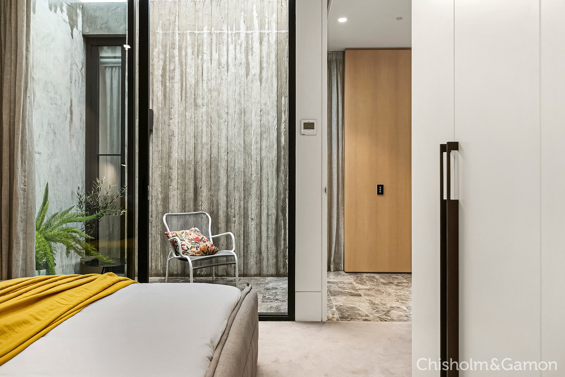303/2 Pine Avenue, Elwood image 10