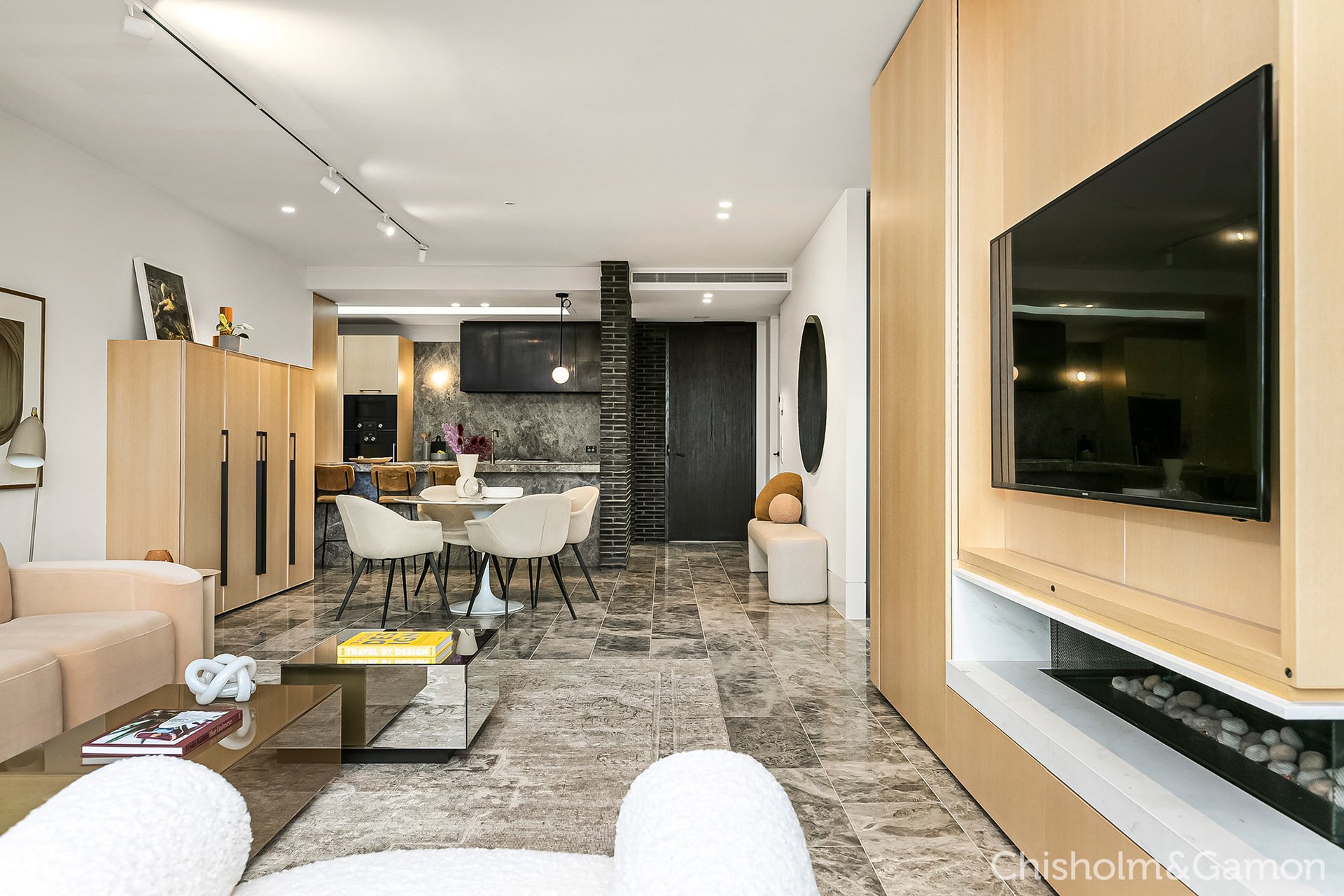 303/2 Pine Avenue, Elwood image 16
