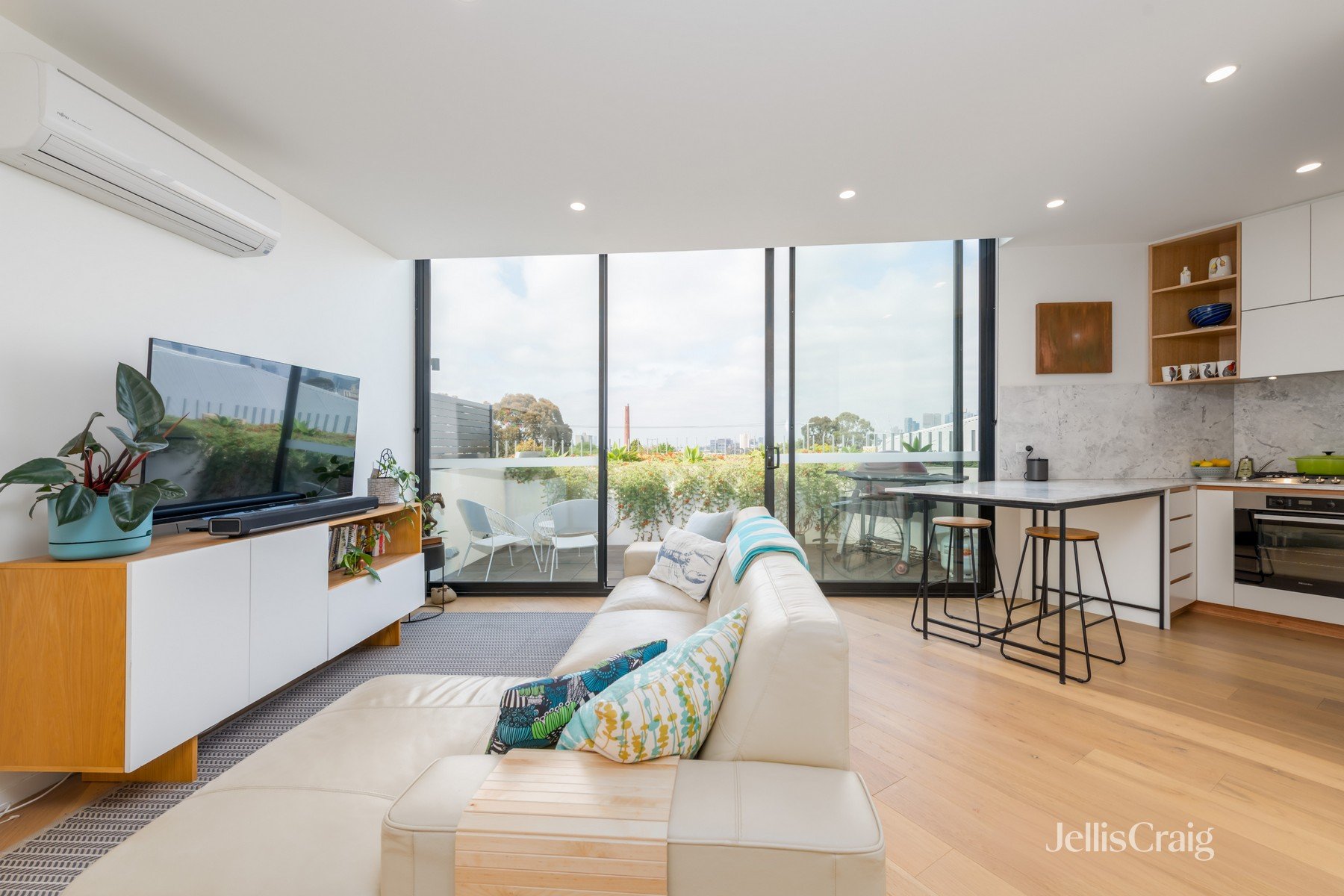 303/247 Gold Street, Clifton&nbsp;Hill image 2