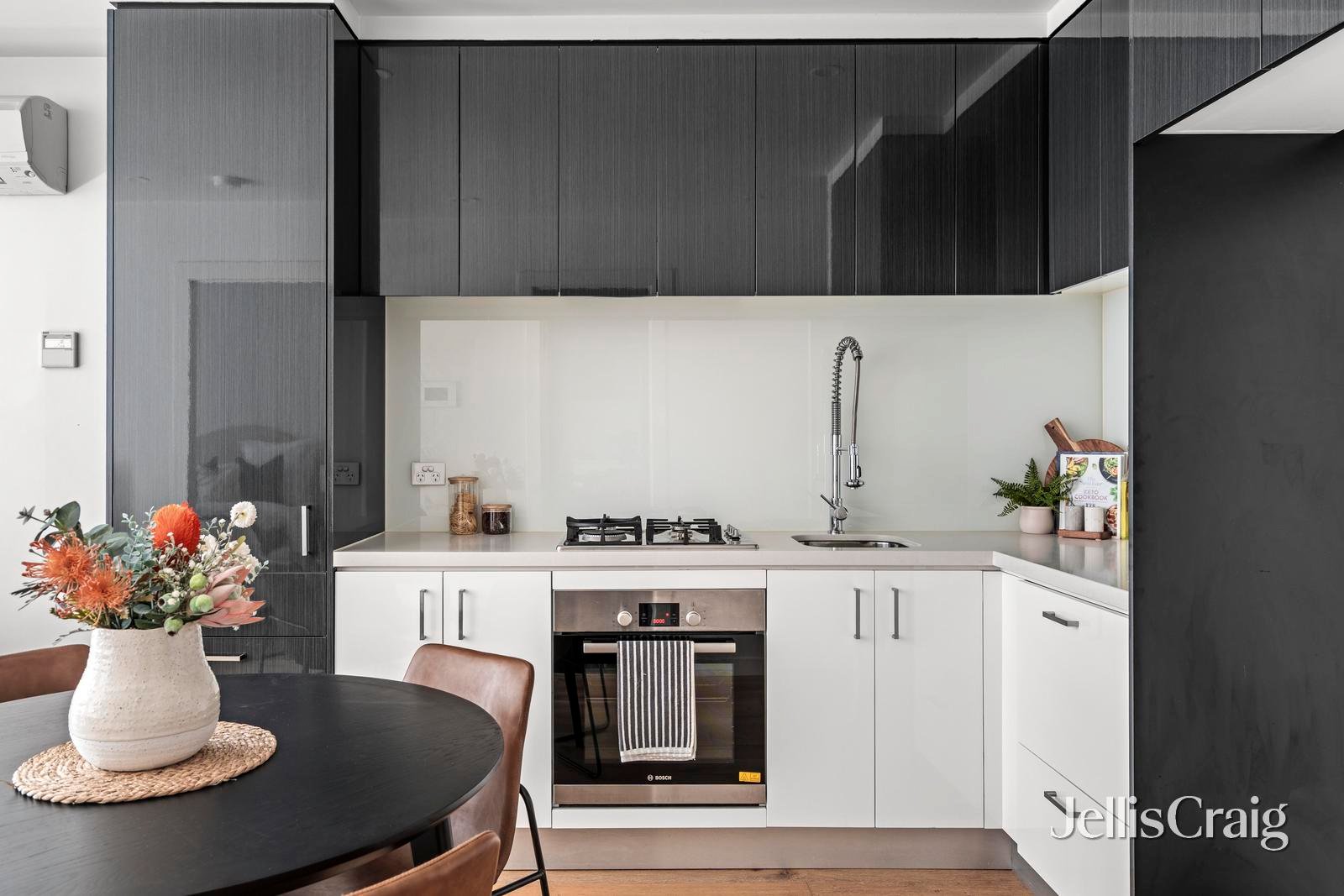 303/33-35 Breese Street, Brunswick image 3