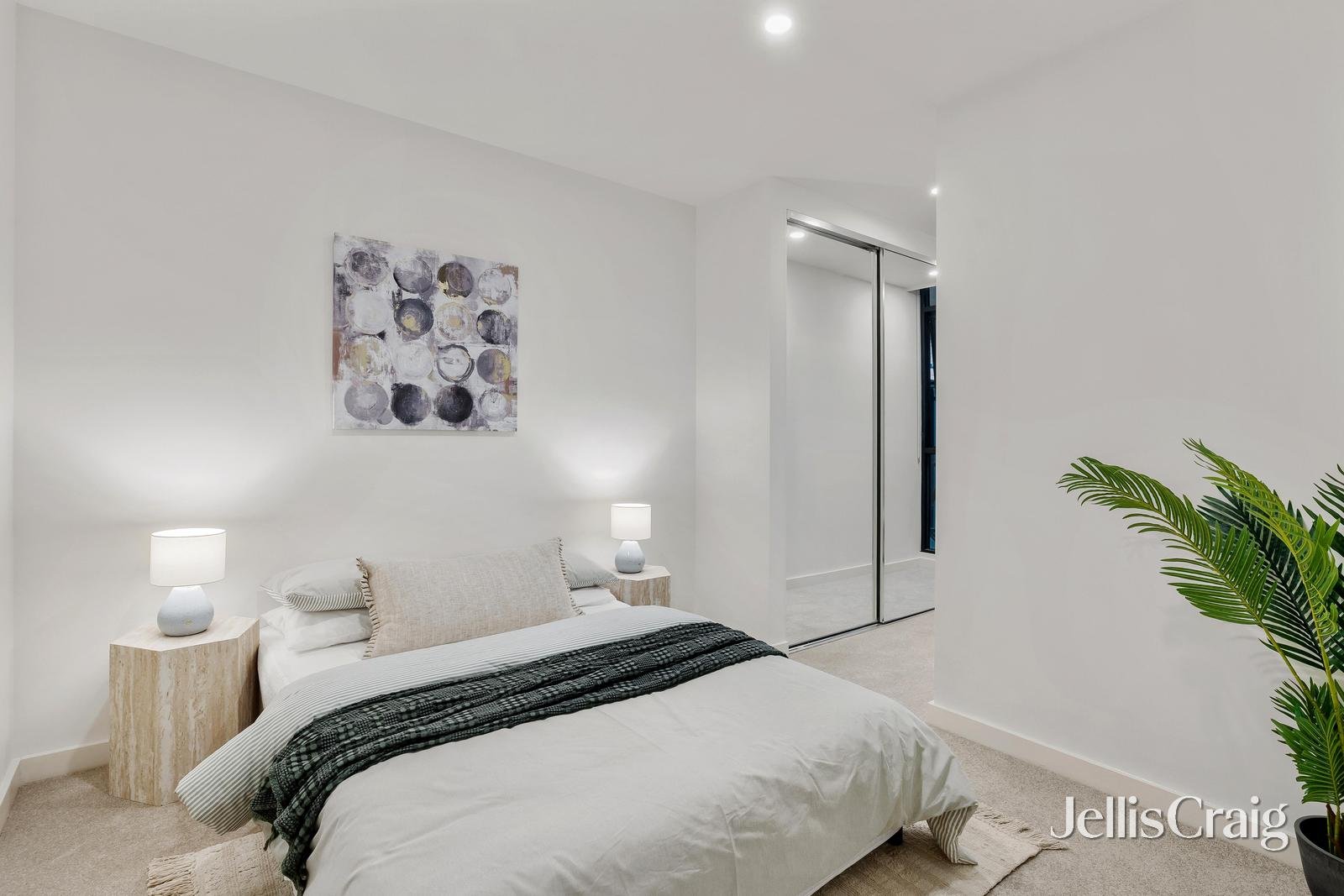 303/36 Lynch Street, Hawthorn image 4