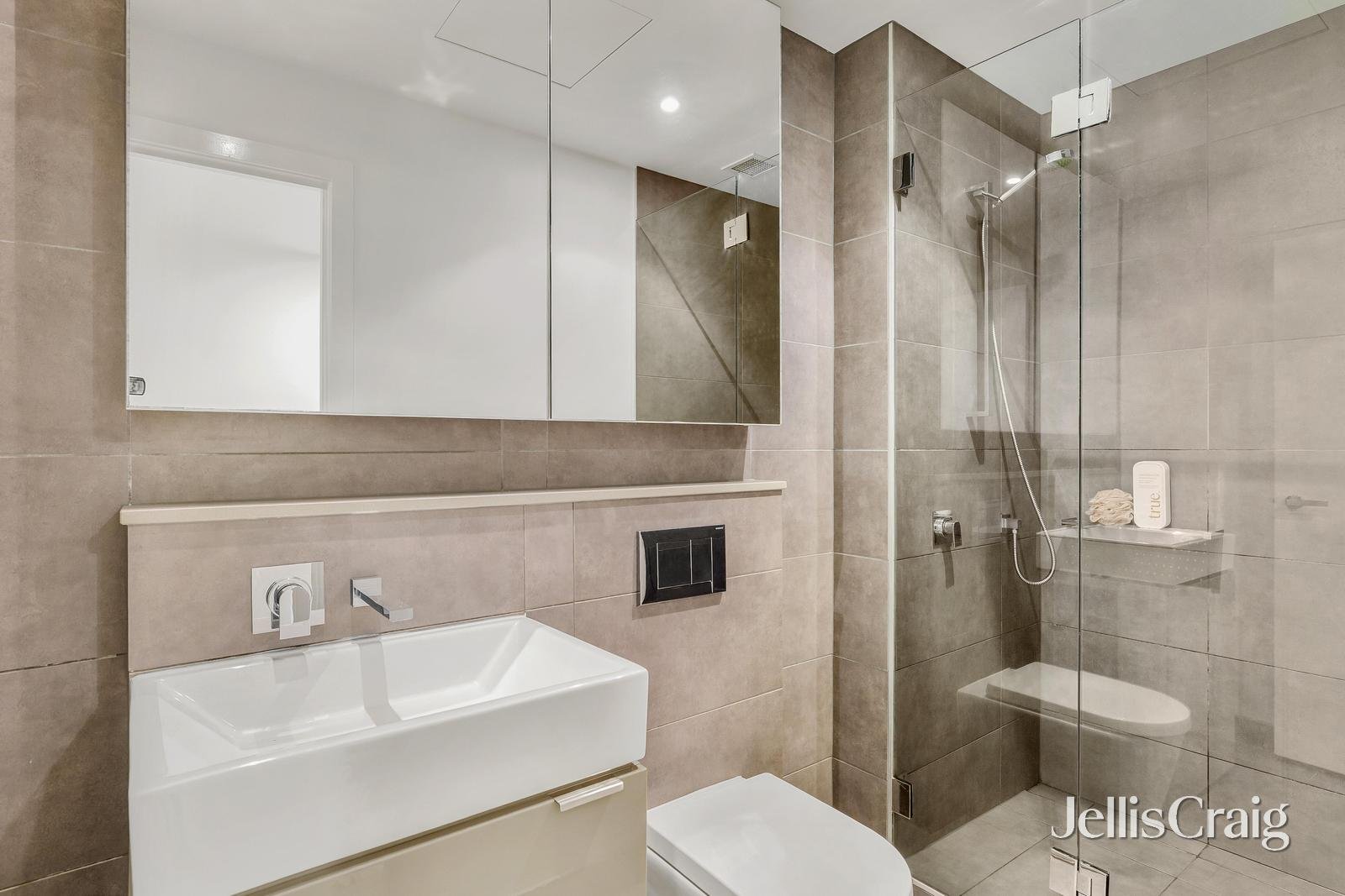 303/36 Lynch Street, Hawthorn image 6
