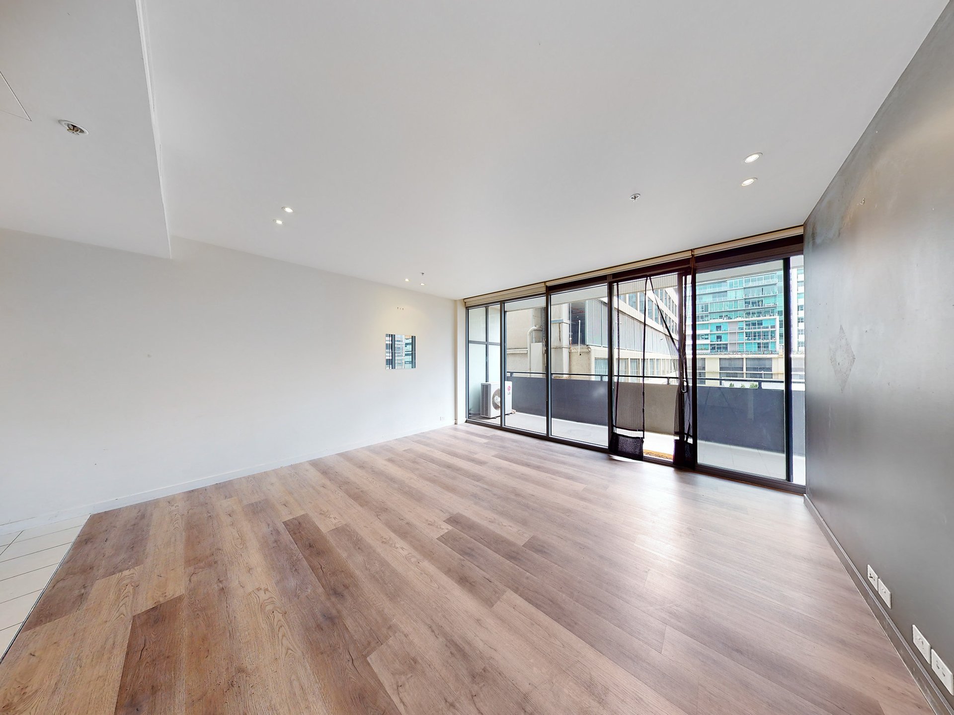 303/55 Queens Road, Melbourne image 1