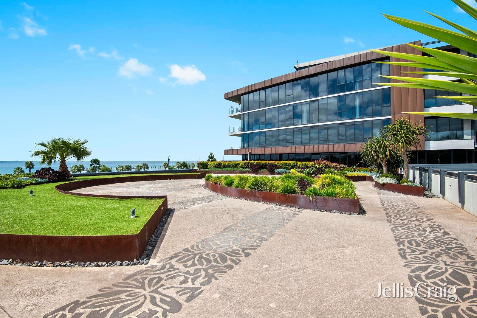 303/6-8 Eastern Beach Road, Geelong image 1