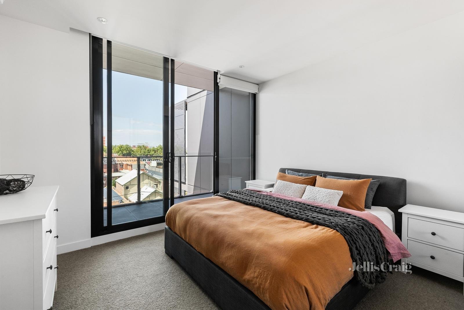 303/63 William Street, Abbotsford image 6