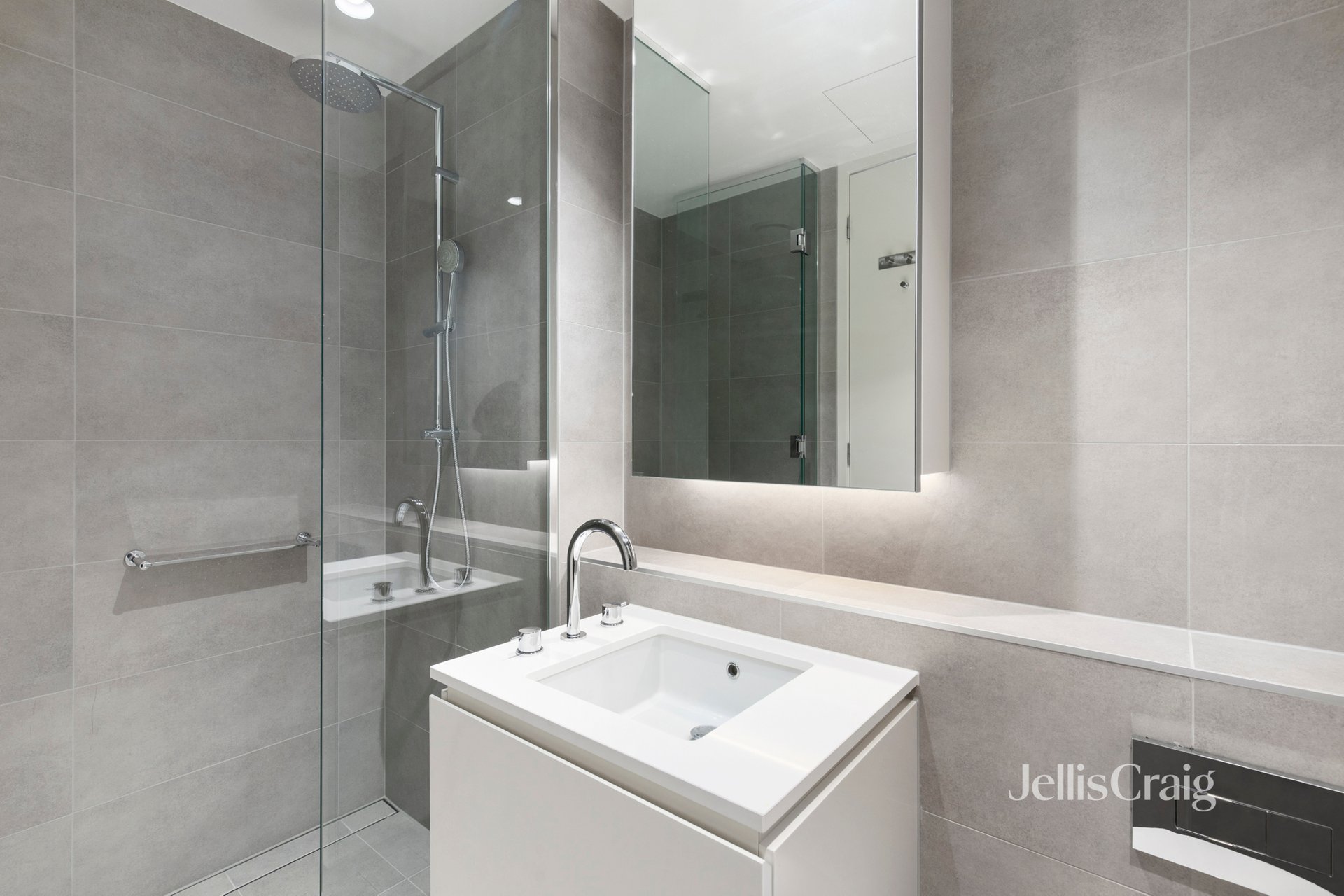 303/6A Evergreen Mews, Armadale image 7
