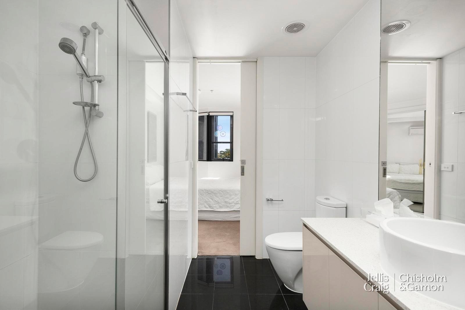 303/77 Nott Street, Port Melbourne image 8