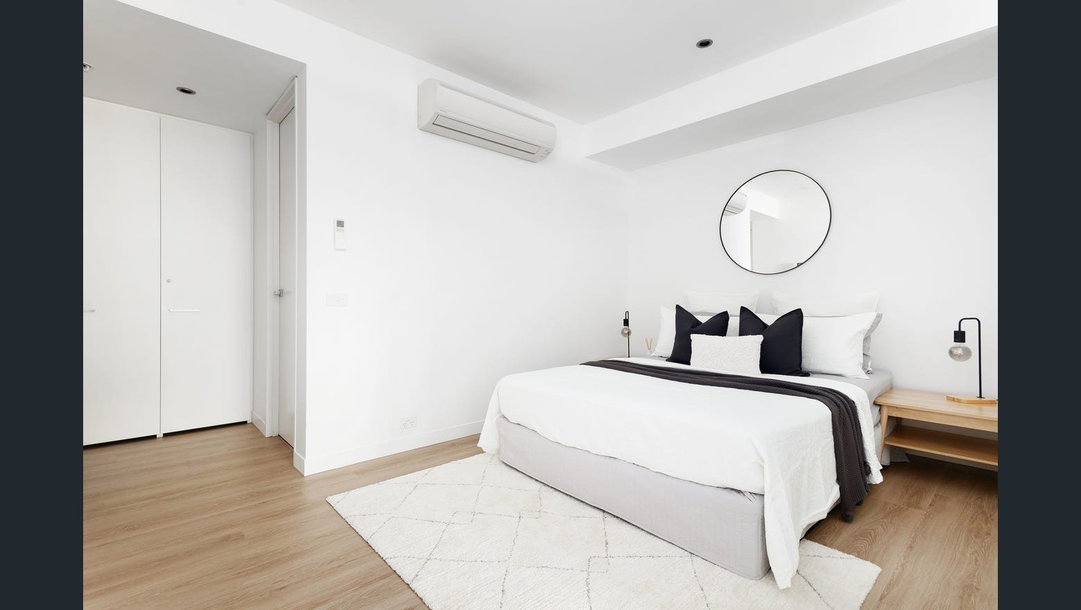 Property Gallery Thumbnail 4