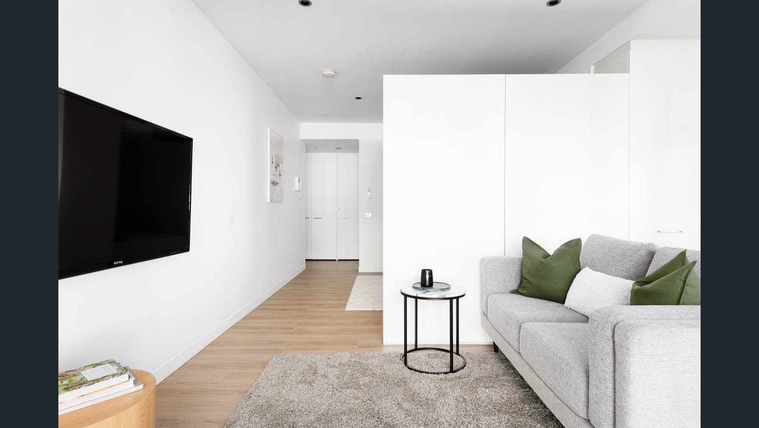 Property Gallery Thumbnail 7