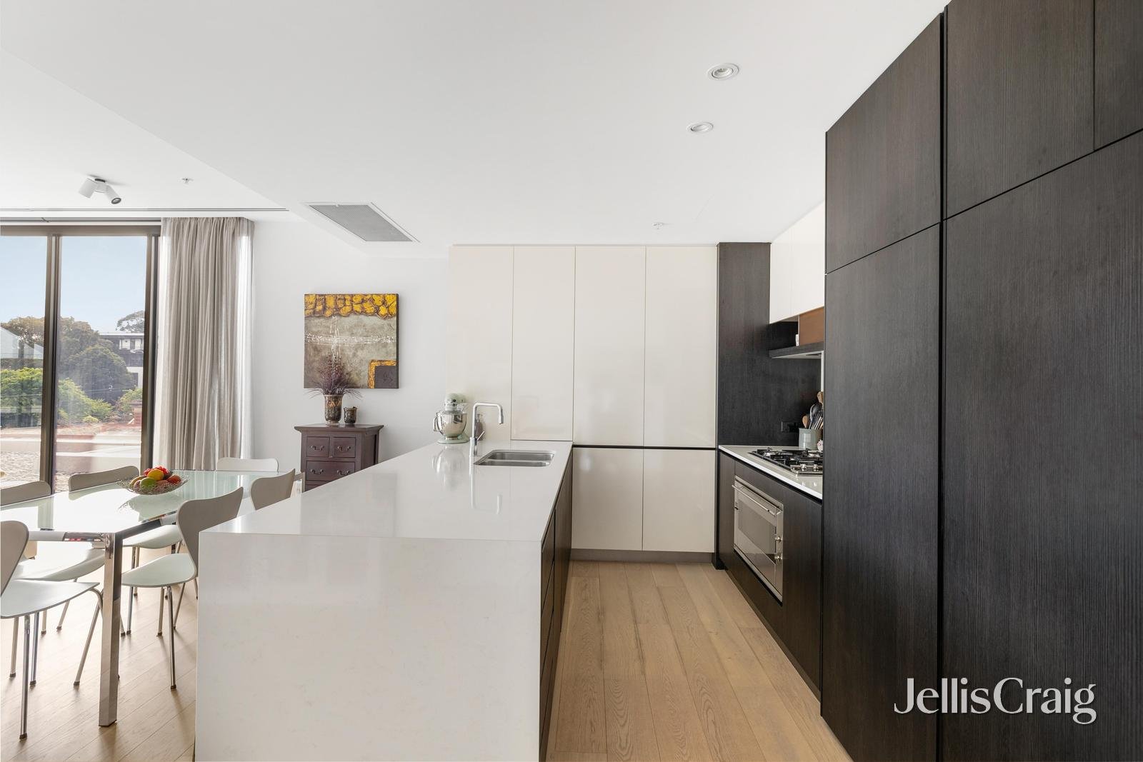 303/828 Burke Road, Camberwell image 7
