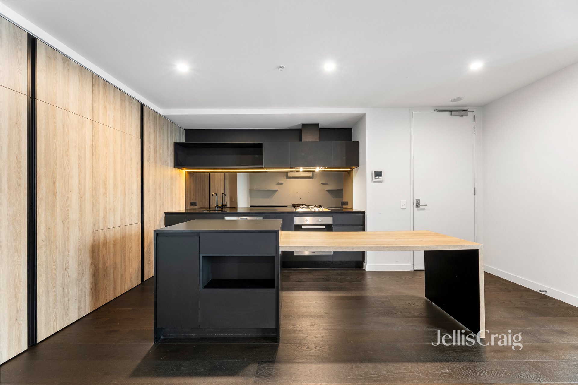 303/881 High Street, Armadale image 3