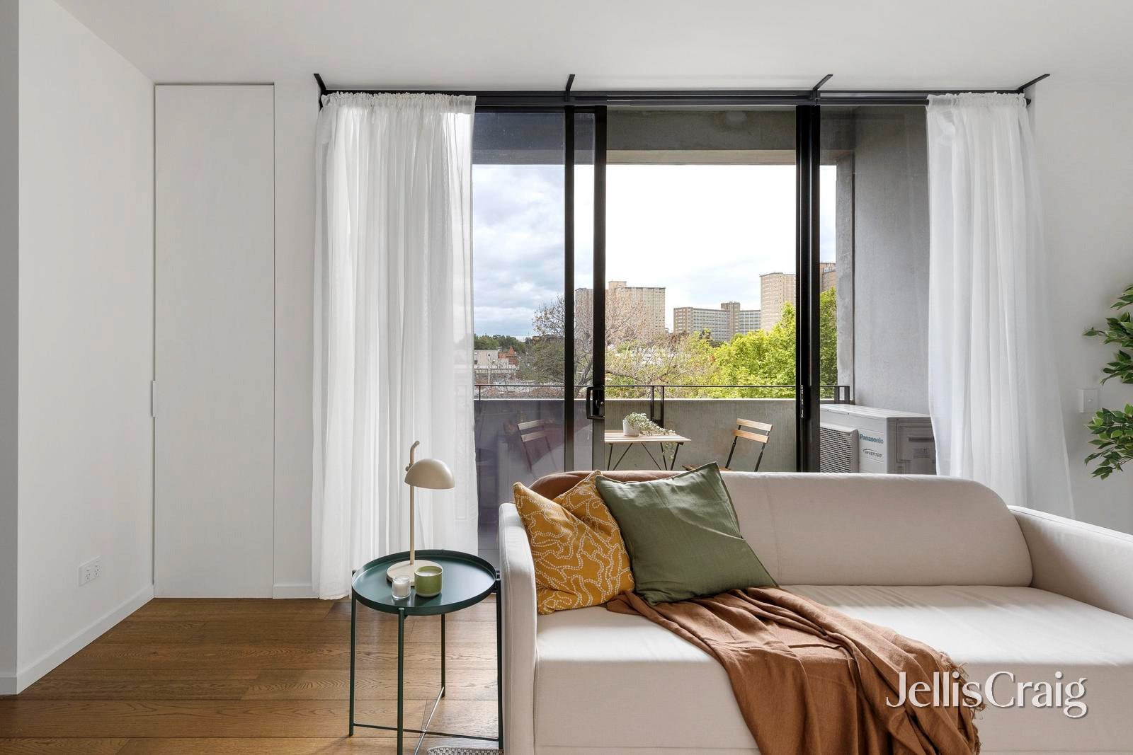 303/94 Canning Street, Carlton image 1