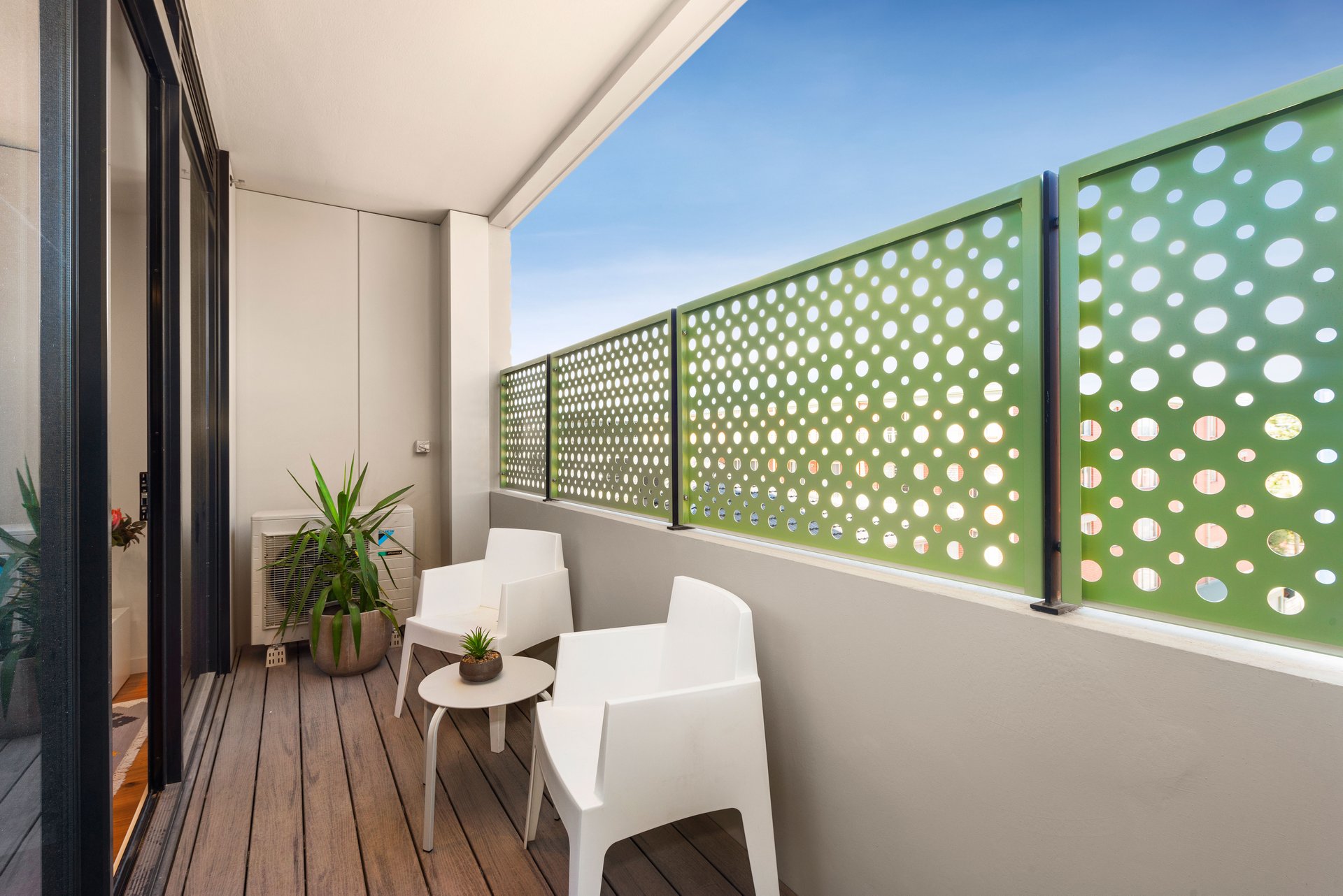 Property Gallery Thumbnail 6