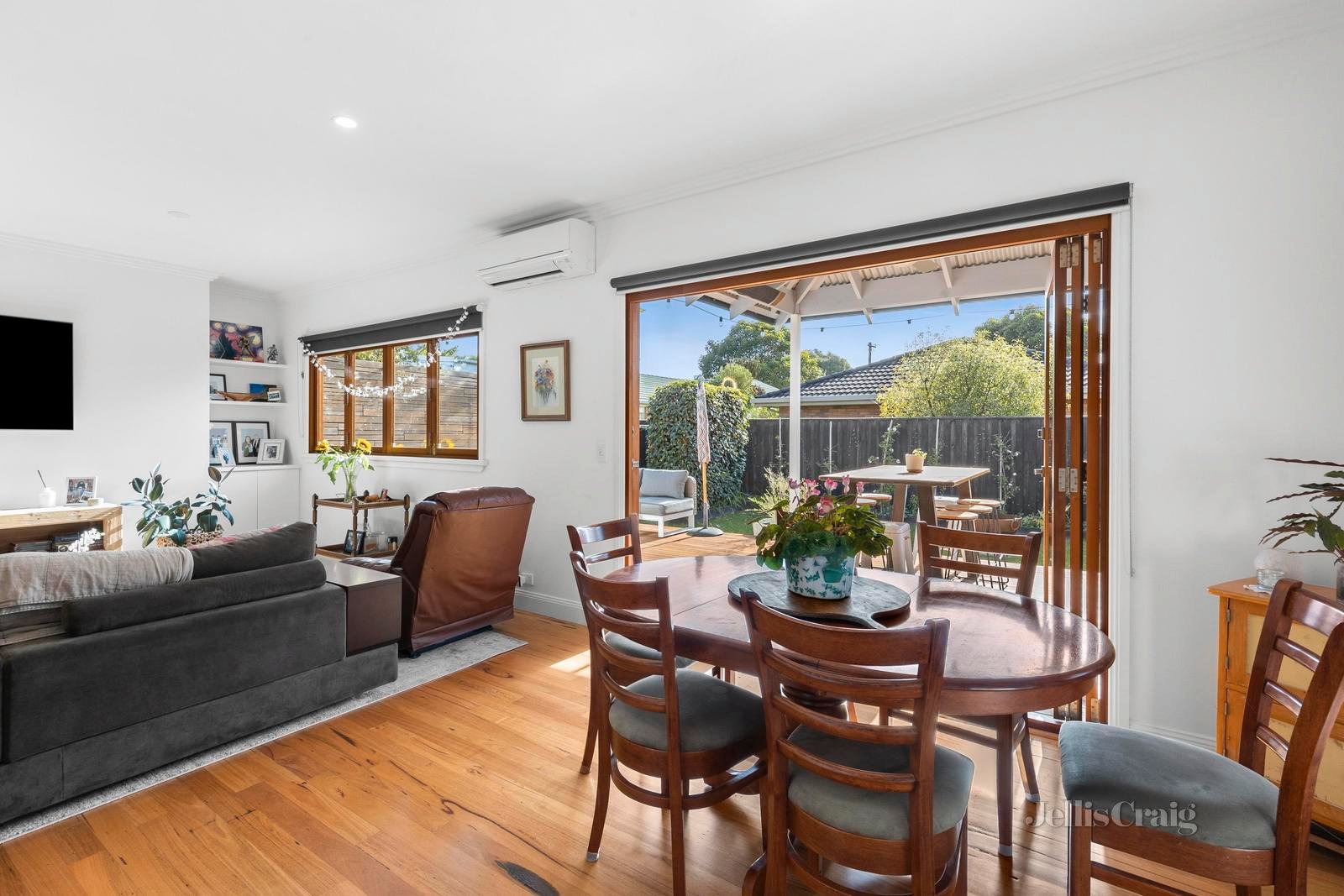 304 Autumn Street, Herne Hill image 3