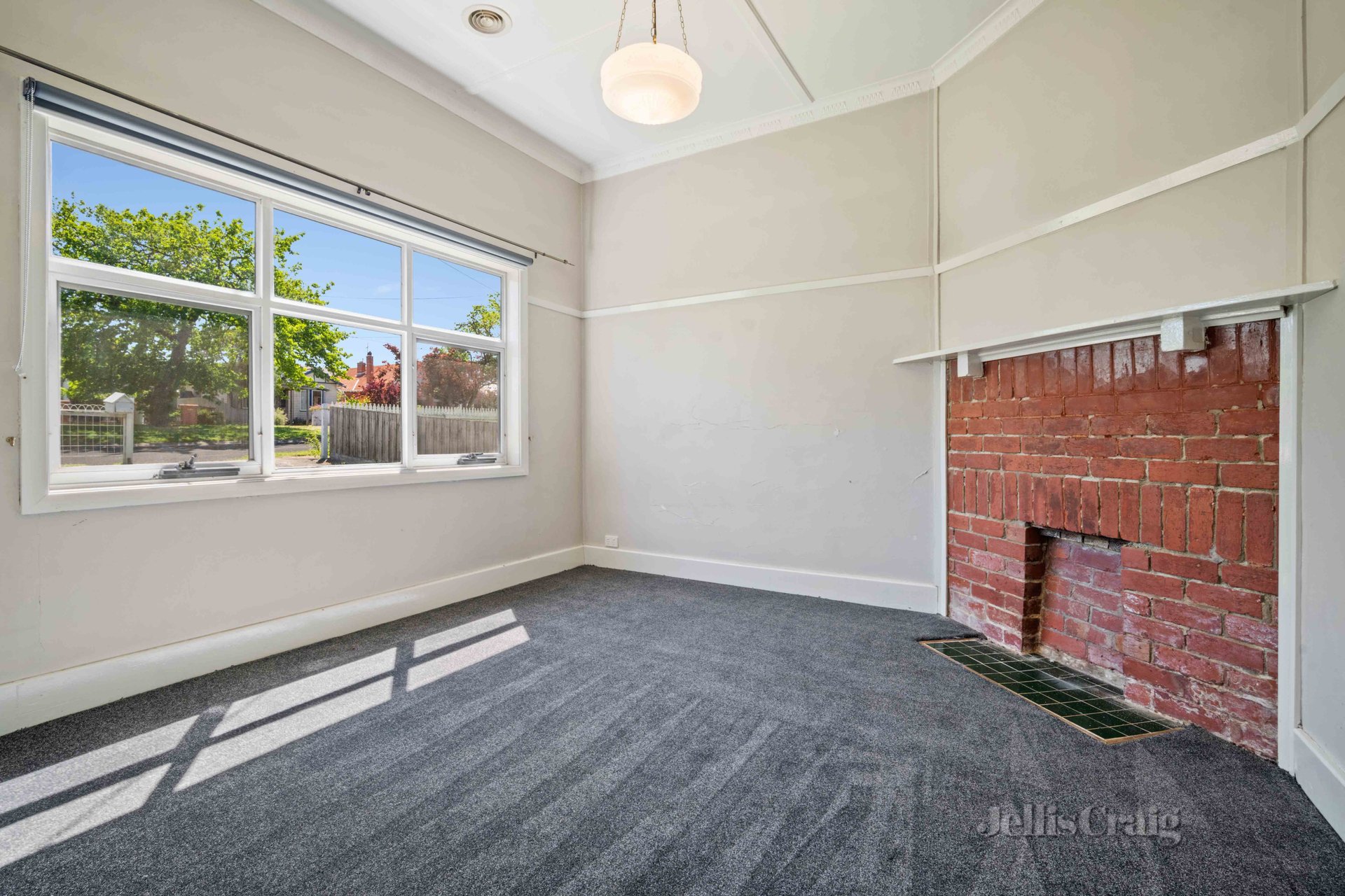 304 Crompton Street, Soldiers Hill image 5