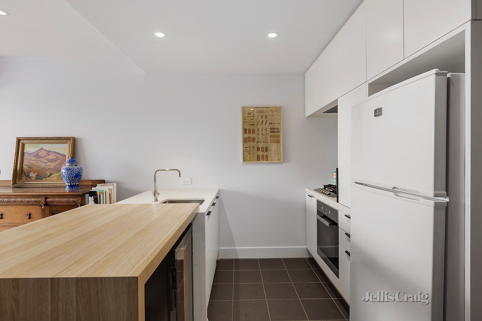 304/1 Westley Avenue, Ivanhoe image 3