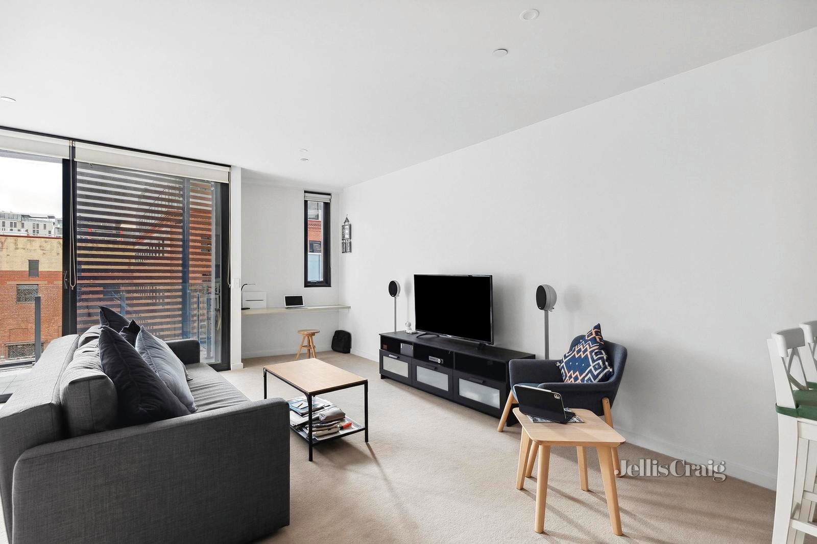 304/100 Western Beach Road, Geelong image 9